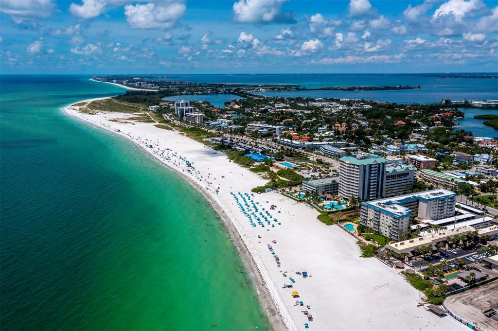 Sarasota, Florida, 34236, United States, 2 Bedrooms Bedrooms, ,2 BathroomsBathrooms,Residential,For Sale,1804135