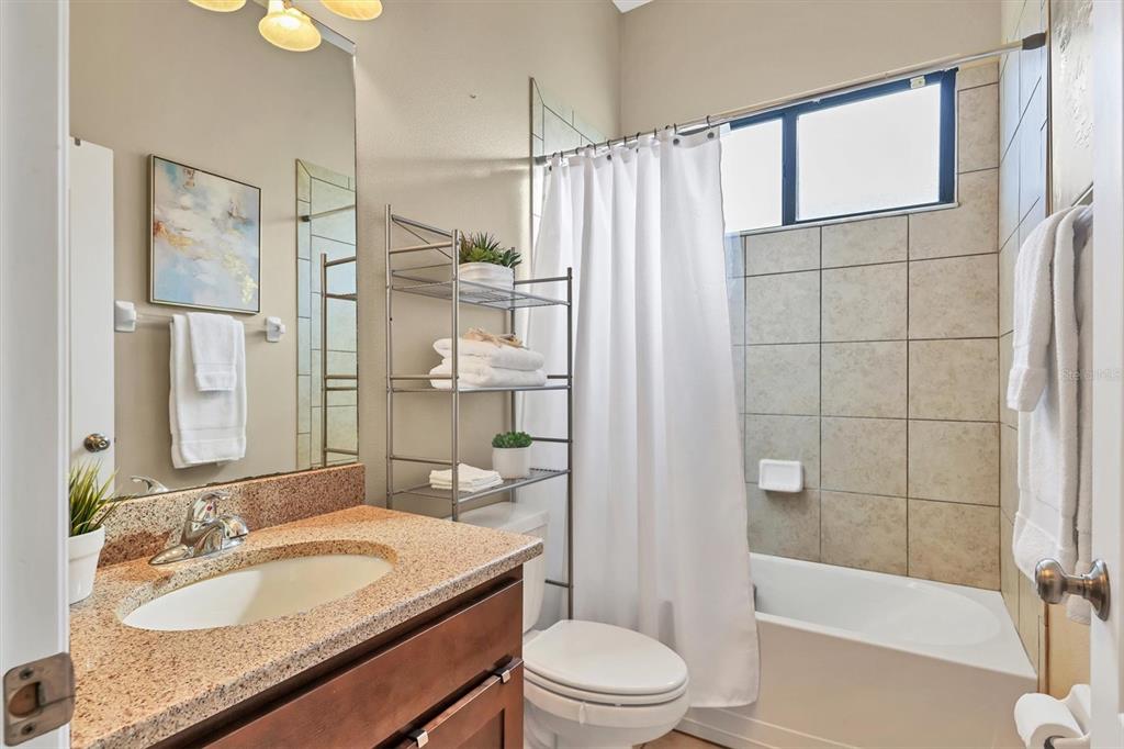 Palmetto, Florida, 34221, United States, 4 Bedrooms Bedrooms, ,3 BathroomsBathrooms,Residential,For Sale,1700640