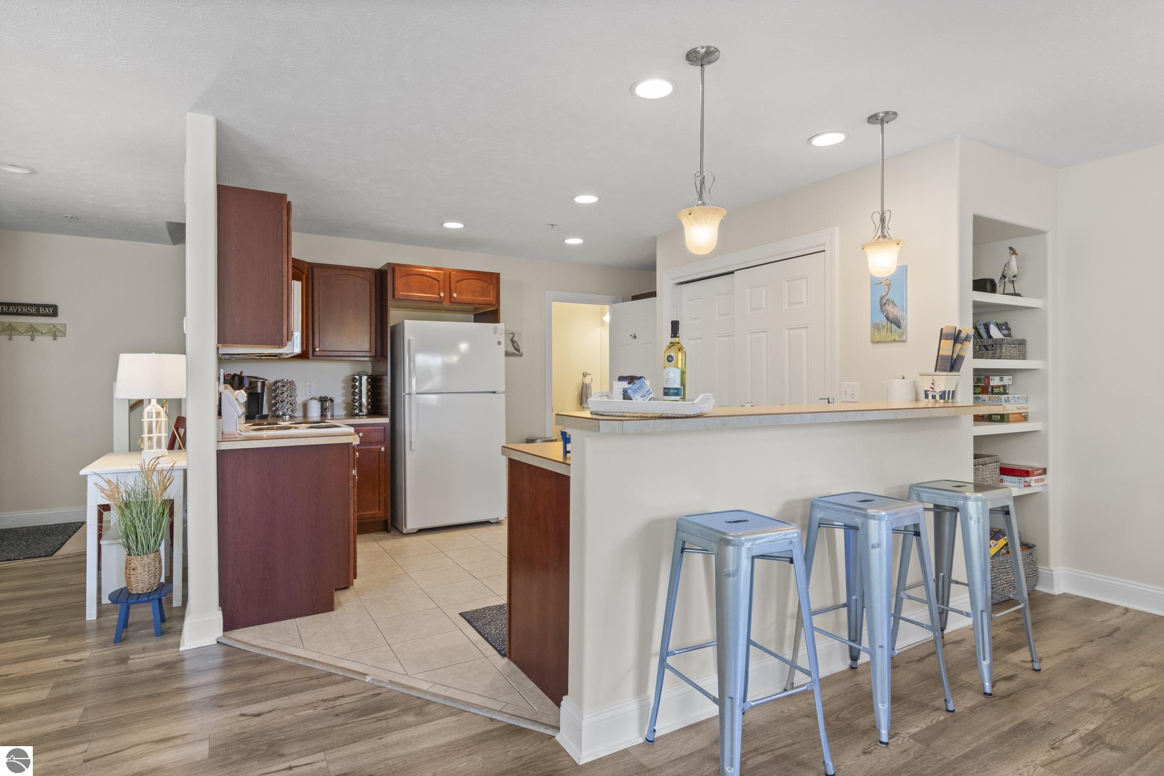 Traverse City, Michigan, 49686, United States, 2 Bedrooms Bedrooms, ,3 BathroomsBathrooms,Residential,For Sale,1926314