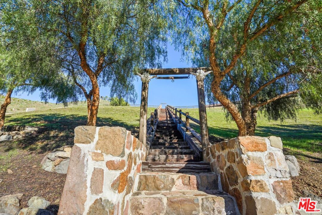 Malibu, California, 90265, United States, 3 Bedrooms Bedrooms, ,5 BathroomsBathrooms,Residential,For Sale,1760358