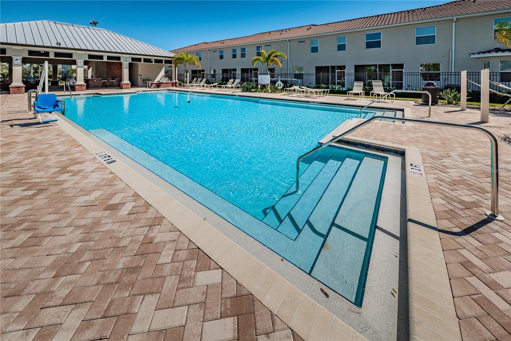 St Petersburg, Florida, 33703, United States, 3 Bedrooms Bedrooms, ,3 BathroomsBathrooms,Residential,For Sale,1827032