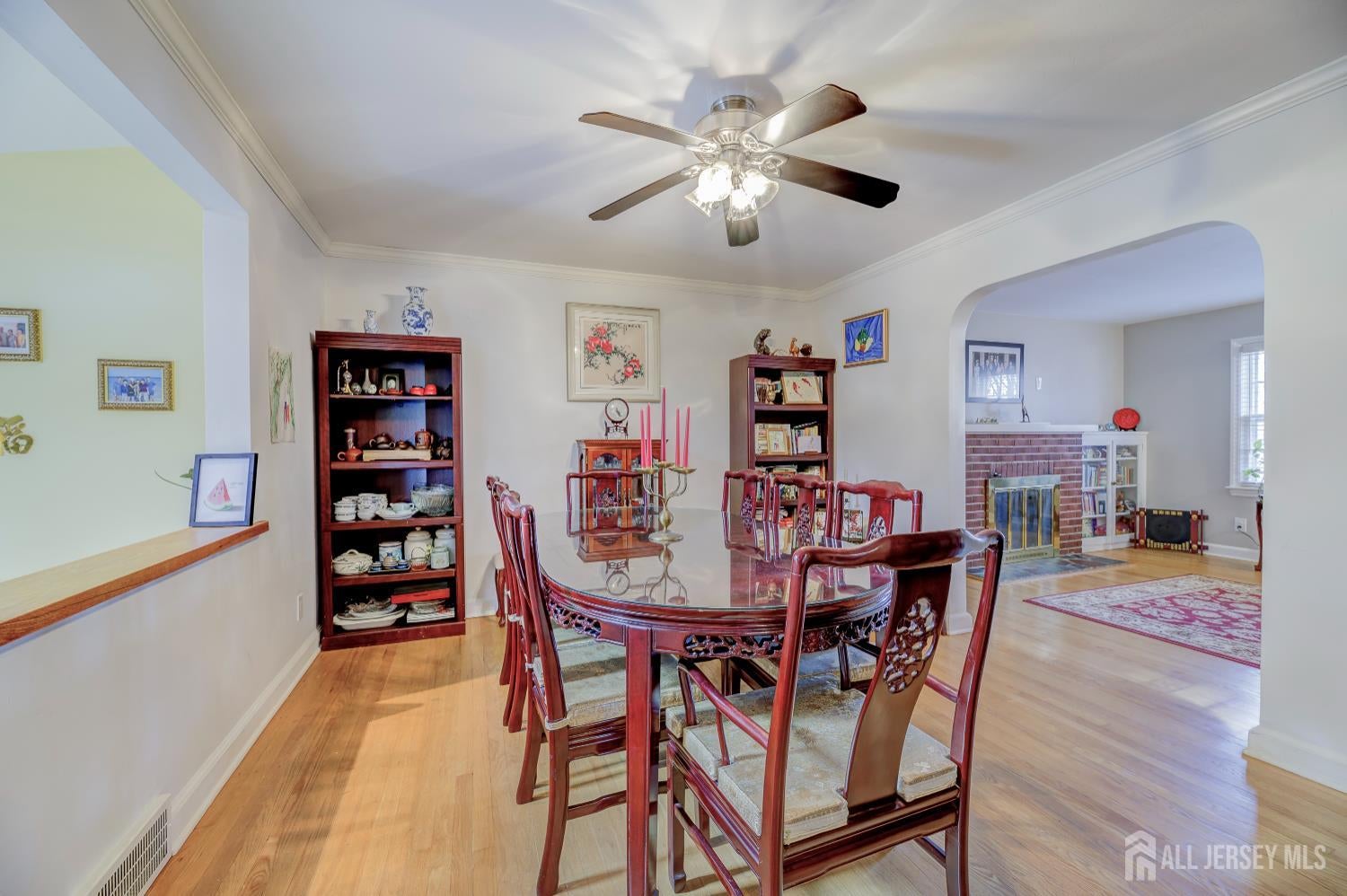 New Brunswick, New Jersey, 08901, United States, 4 Bedrooms Bedrooms, ,4 BathroomsBathrooms,Residential,For Sale,1996450