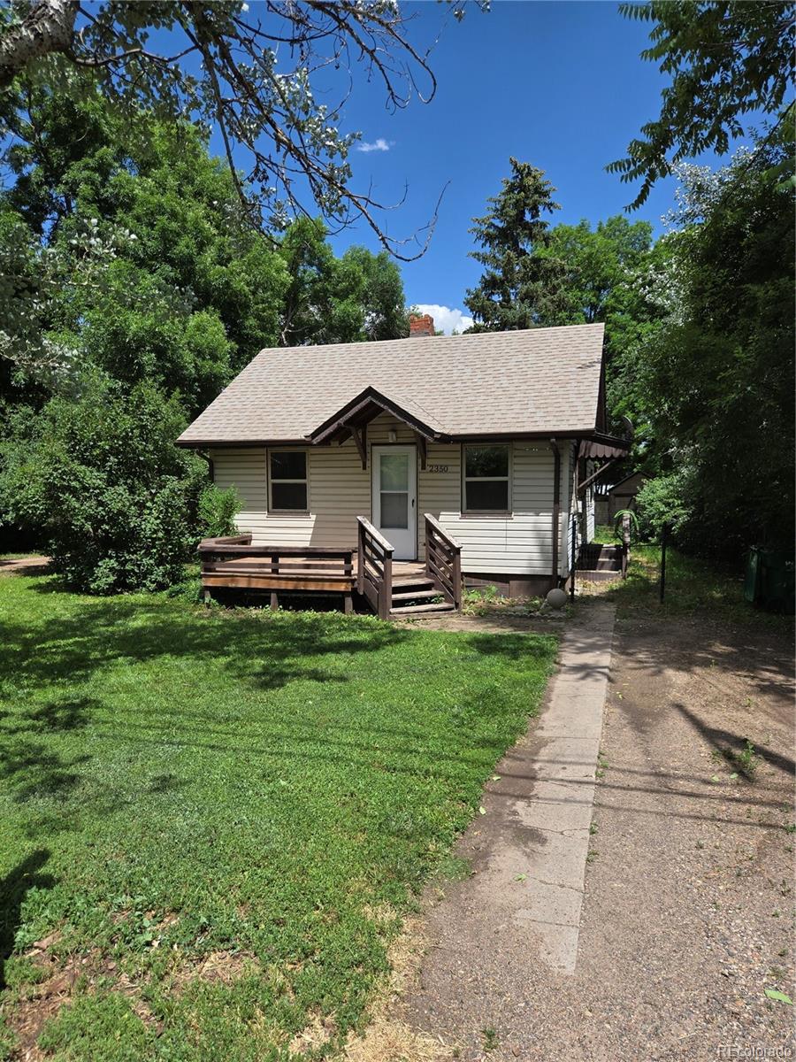 Lakewood, Colorado, 80215, United States, 4 Bedrooms Bedrooms, ,2 BathroomsBathrooms,Residential,For Sale,1875138