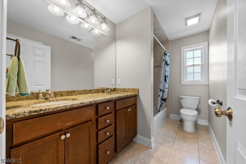 Bridgewater Twp., New Jersey, 08807, United States, 4 Bedrooms Bedrooms, ,4 BathroomsBathrooms,Residential,For Sale,1838632