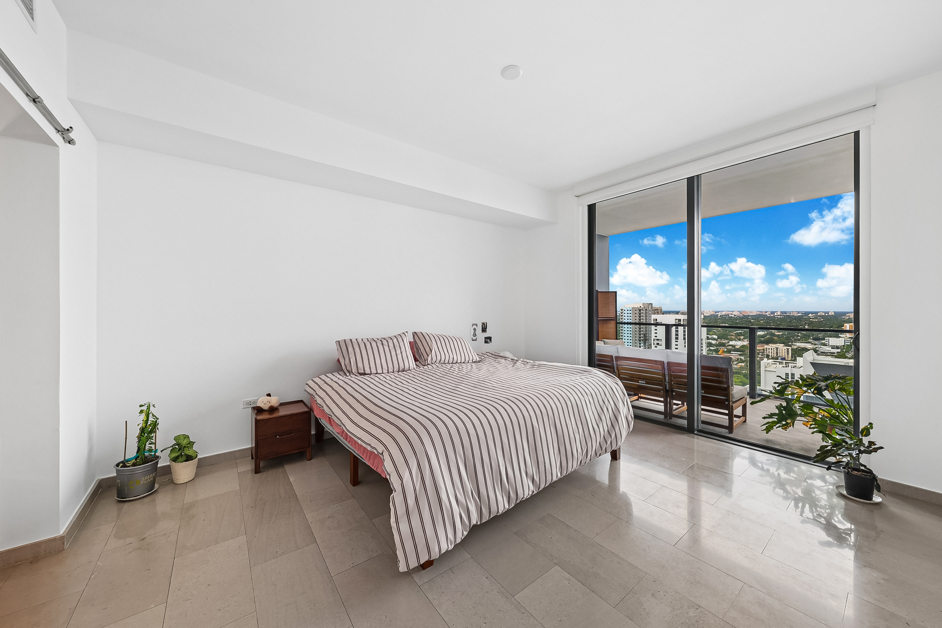  88 SW 7th St, Miami, FL, 33130 - 物件實景