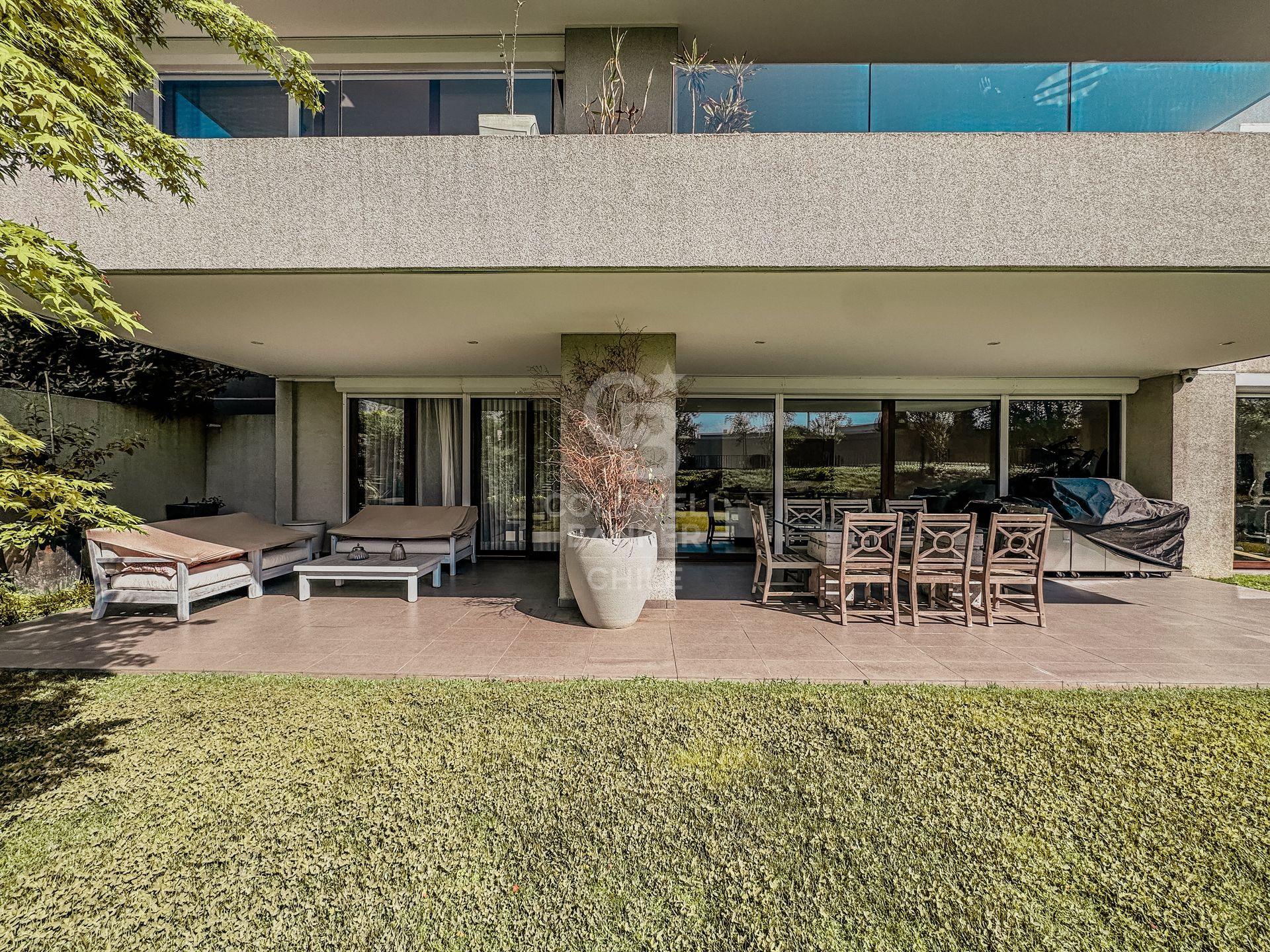 Lo Barnechea, Chile, 4 Bedrooms Bedrooms, ,6 BathroomsBathrooms,Residential,For Sale,1959093