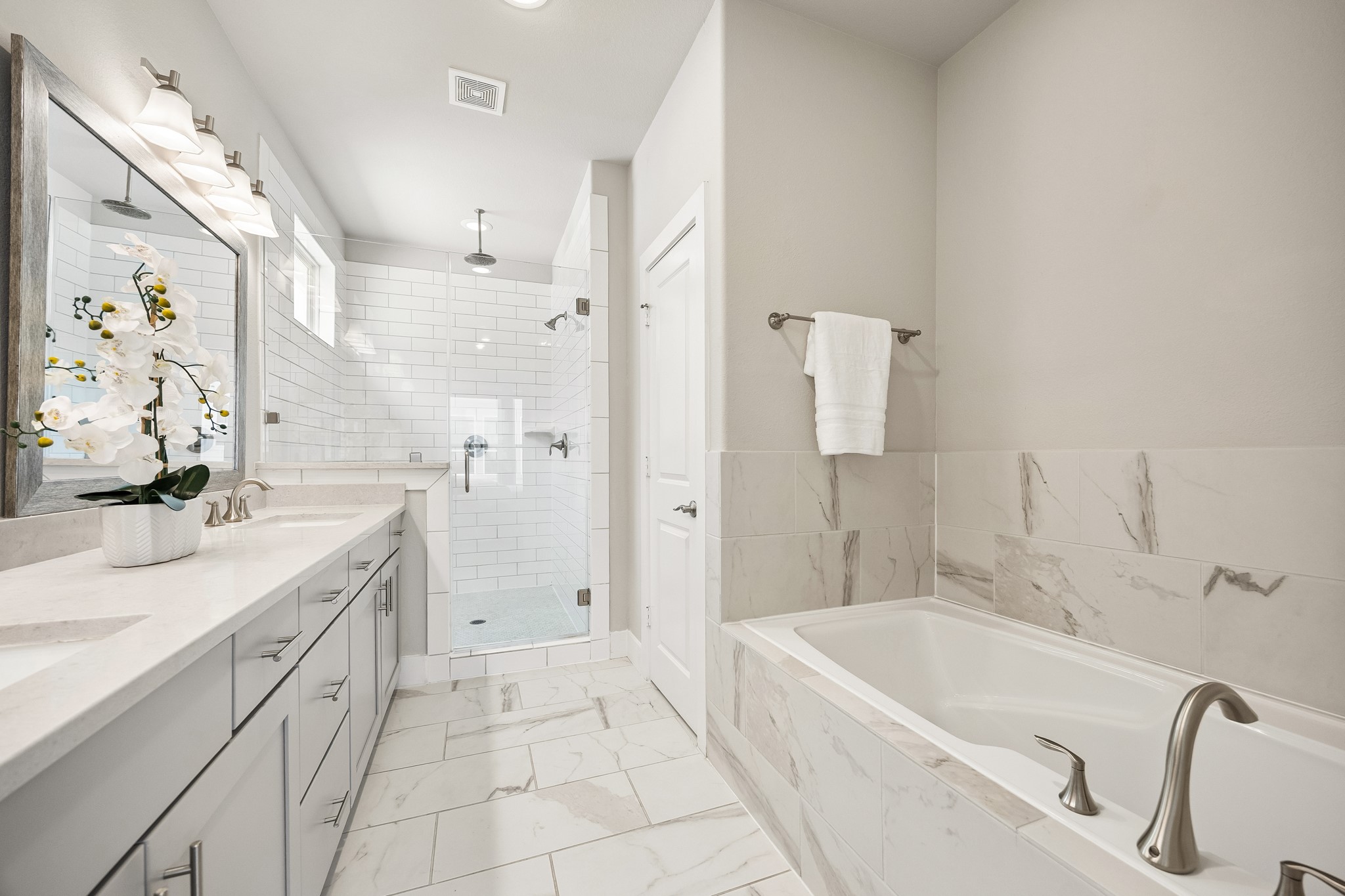  418 W 28th Street, Unit C - 物件實景