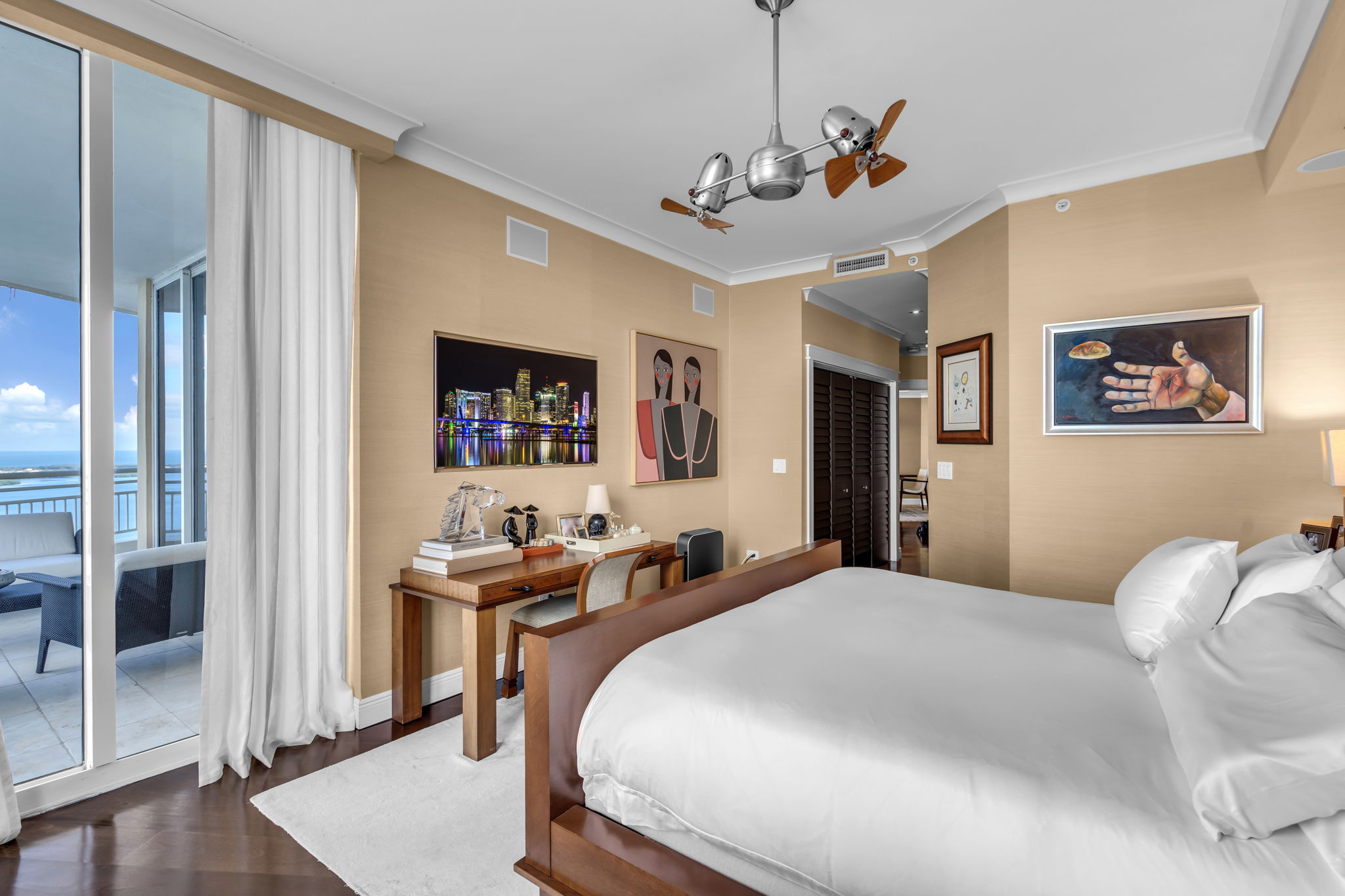  848 Brickell Key Drive LPH4401, Miami, FL, 33131 - 物件實景