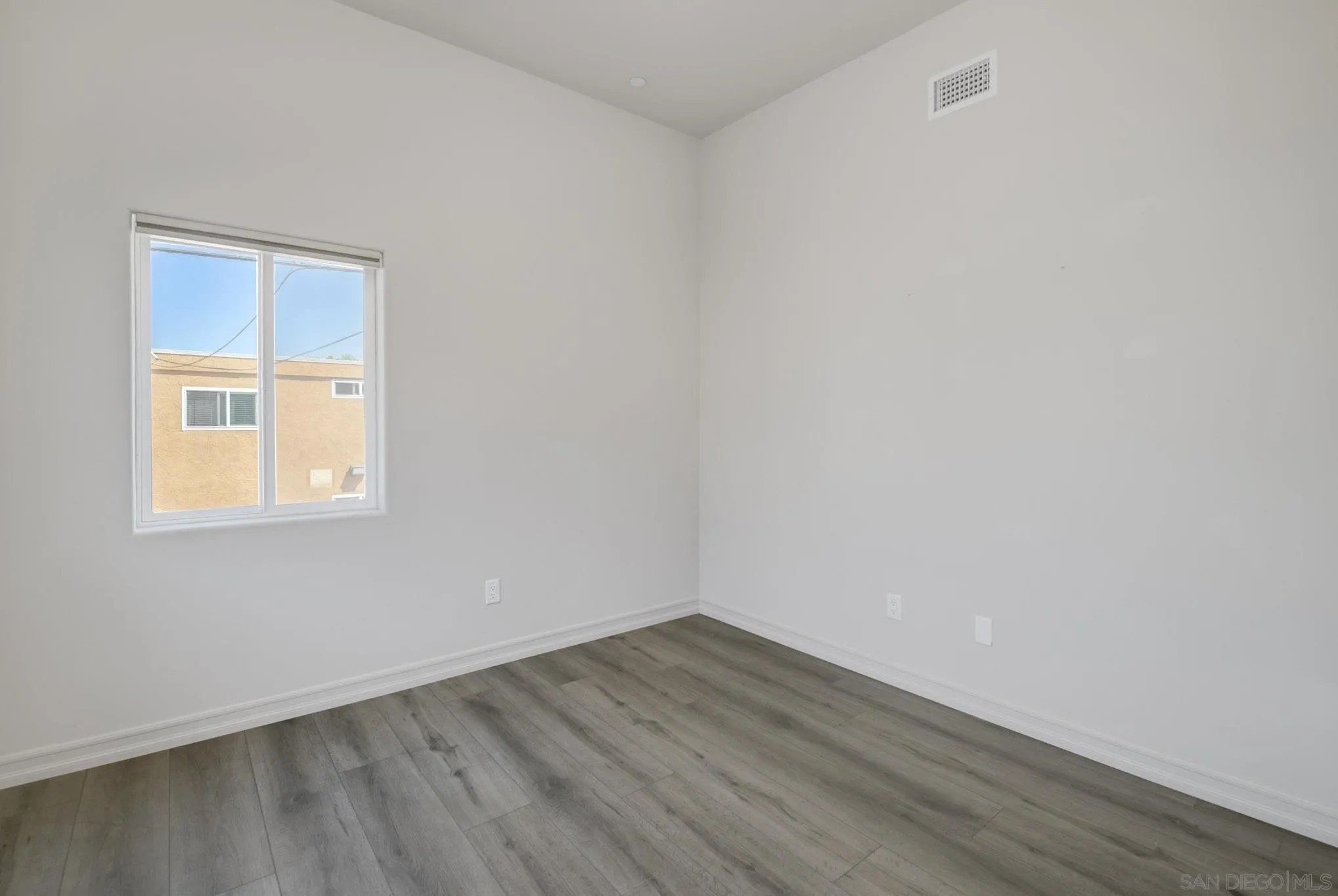 San Diego, California, 92104, United States, 3 Bedrooms Bedrooms, ,3 BathroomsBathrooms,Residential,For Sale,1942176