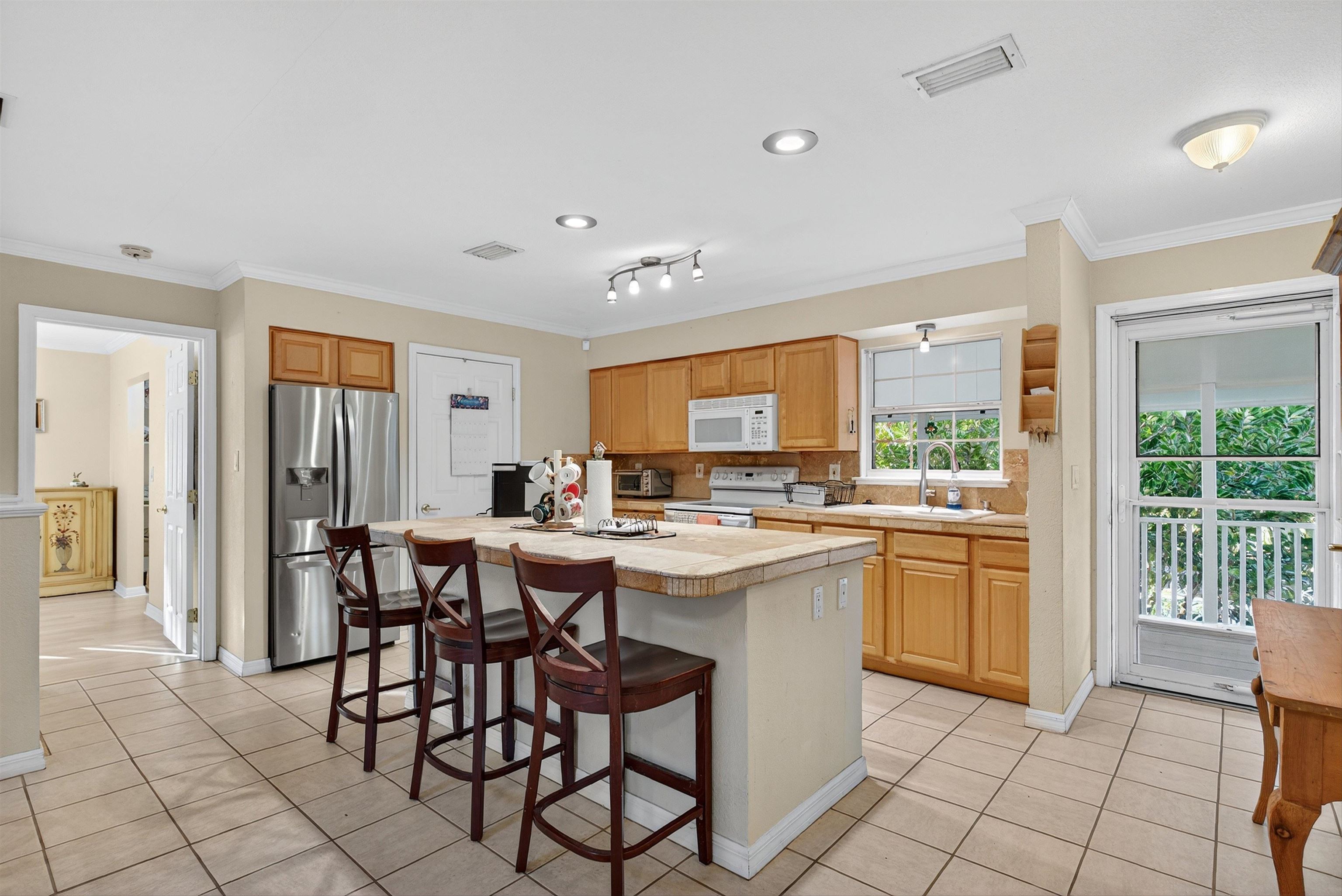 St Augustine, Florida, 32080, United States, 3 Bedrooms Bedrooms, ,3 BathroomsBathrooms,Residential,For Sale,2001984