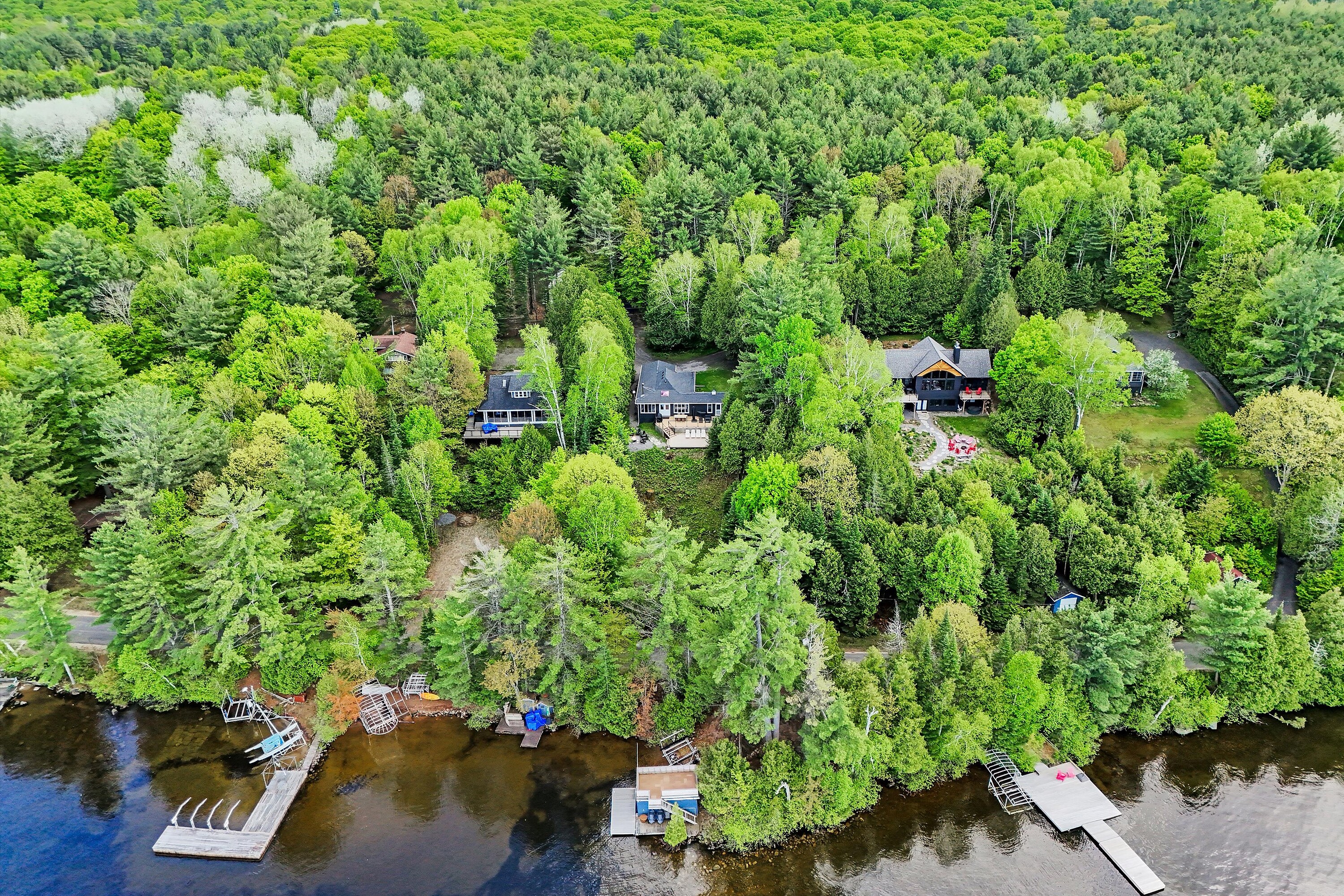  Coveted Area of Lake of Bays - 物件實景
