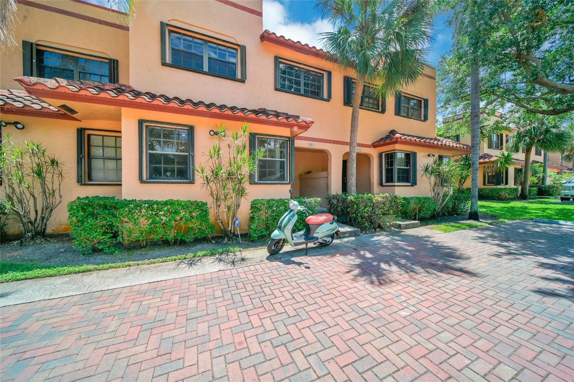 Fort Lauderdale, Florida, 33305, United States, 3 Bedrooms Bedrooms, ,3 BathroomsBathrooms,Residential,For Sale,2005472