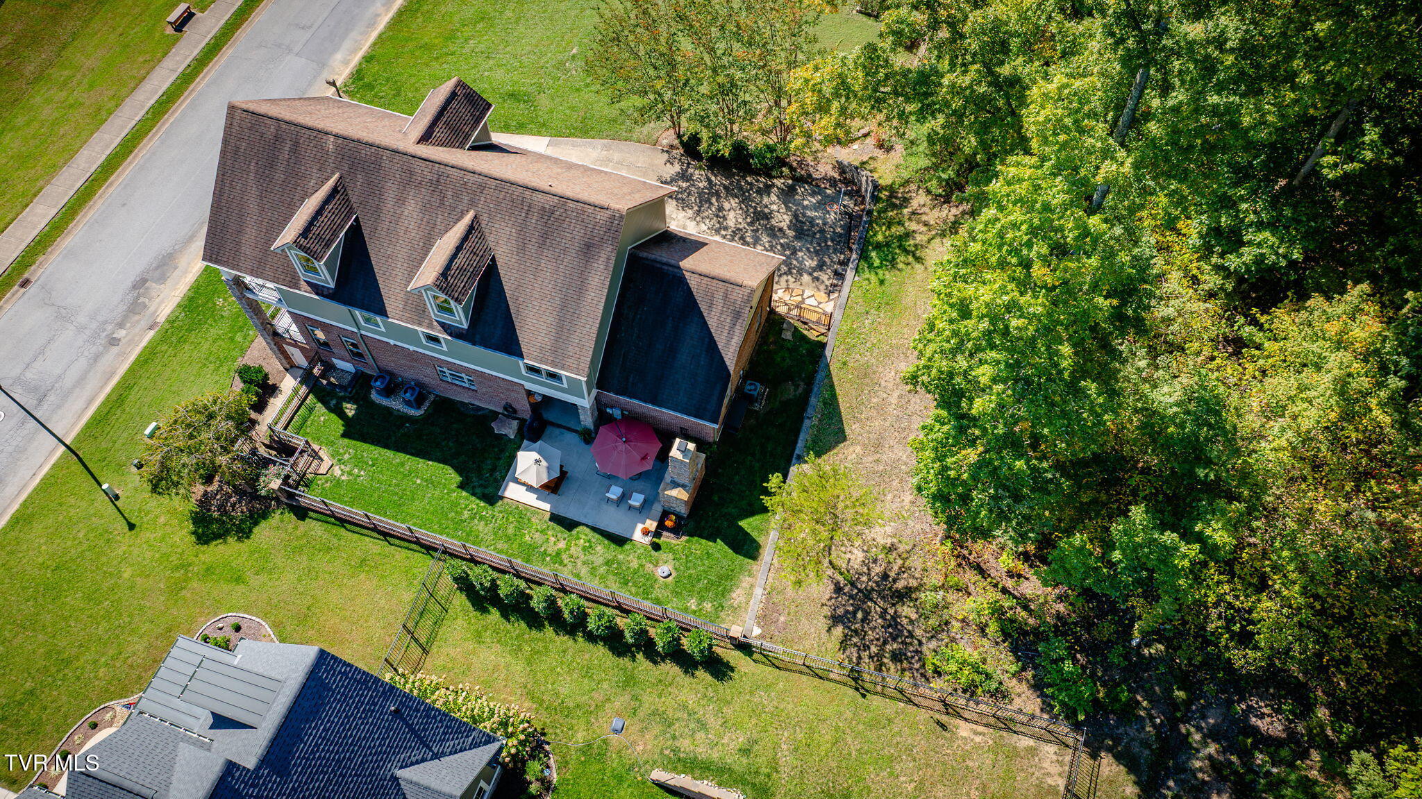 Kingsport, Tennessee, 37664, United States, 5 Bedrooms Bedrooms, ,5 BathroomsBathrooms,Residential,For Sale,1982177