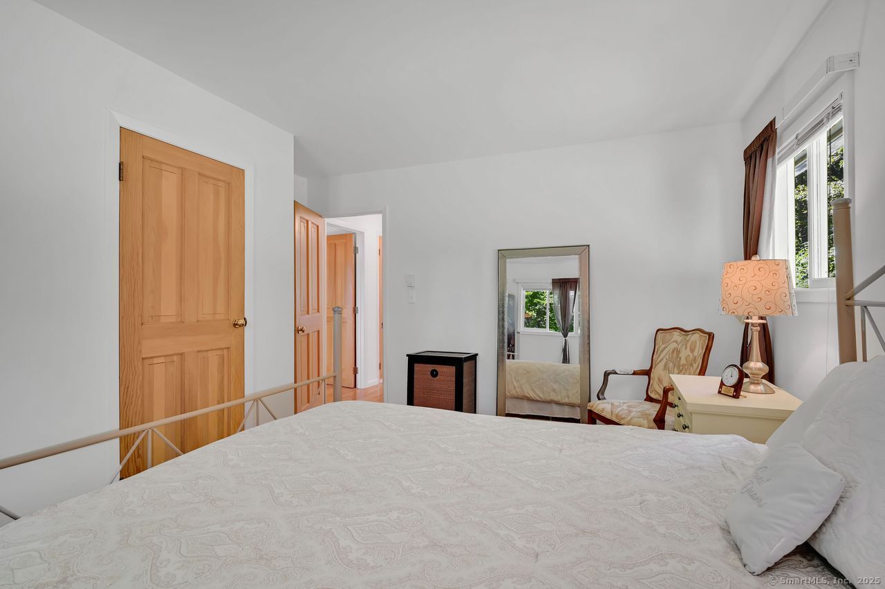Newtown, Connecticut, 06470, United States, 3 Bedrooms Bedrooms, ,2 BathroomsBathrooms,Residential,For Sale,1941987