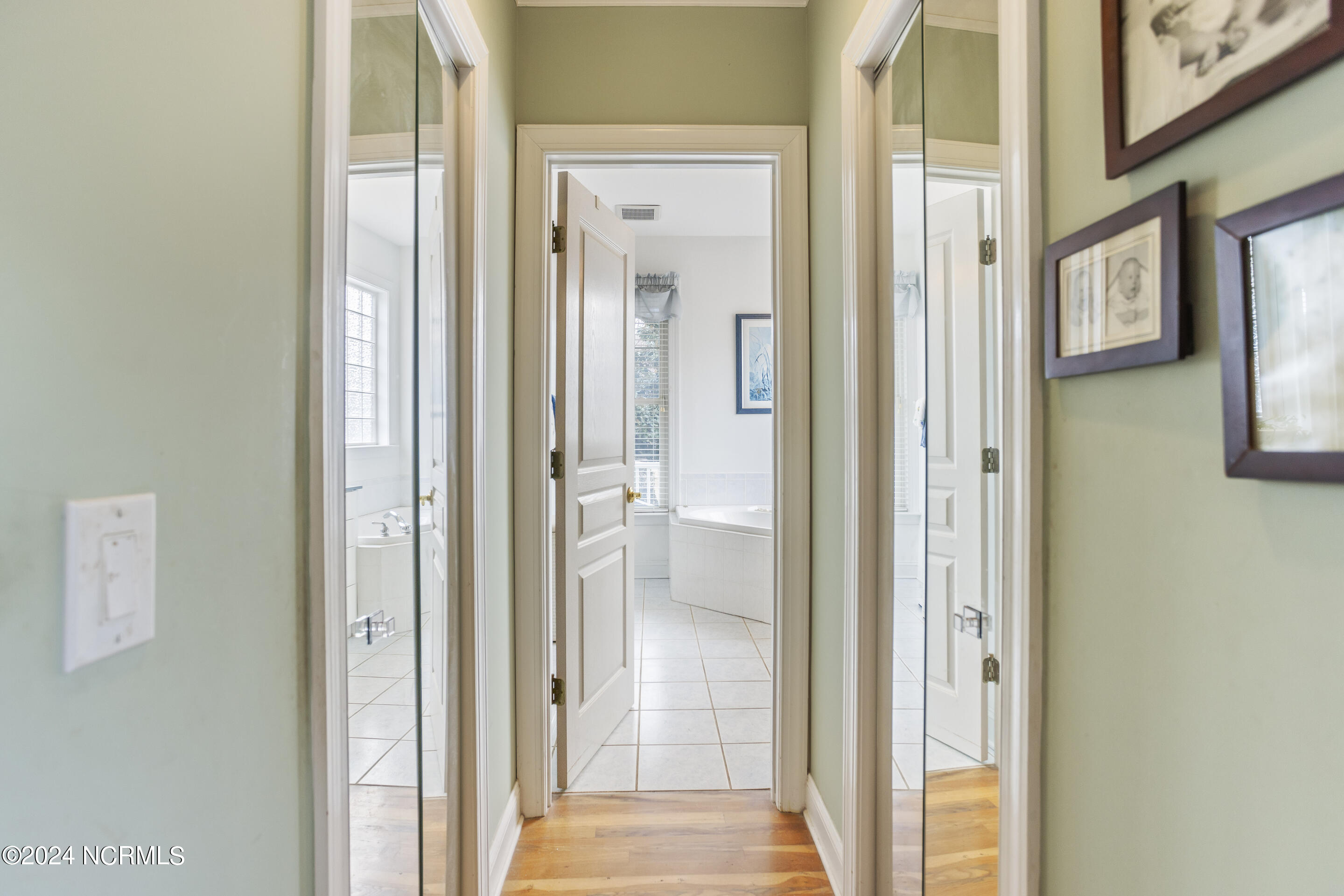 Southport, North Carolina, 28461, United States, 3 Bedrooms Bedrooms, ,5 BathroomsBathrooms,Residential,For Sale,1827148