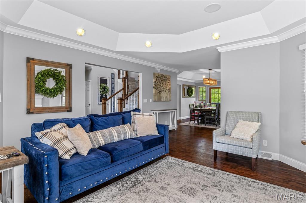 Jackson, Missouri, 63755, United States, 6 Bedrooms Bedrooms, ,4 BathroomsBathrooms,Residential,For Sale,1941660