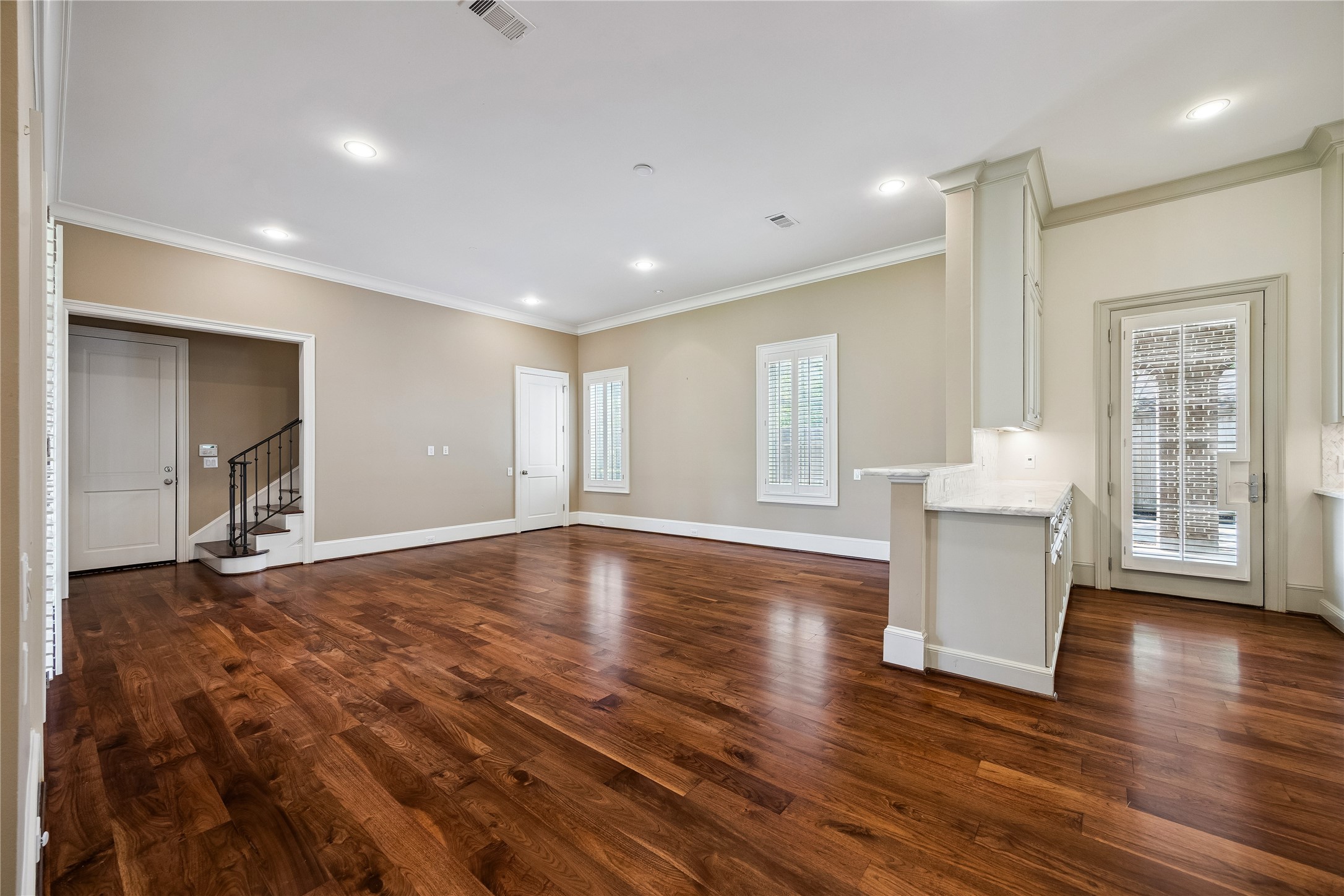  4005 Piping Rock Lane - 物件實景