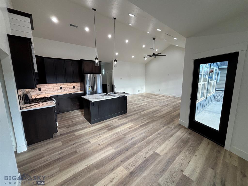 Deer Lodge, Montana, 59722, United States, 3 Bedrooms Bedrooms, ,2 BathroomsBathrooms,Residential,For Sale,2005474