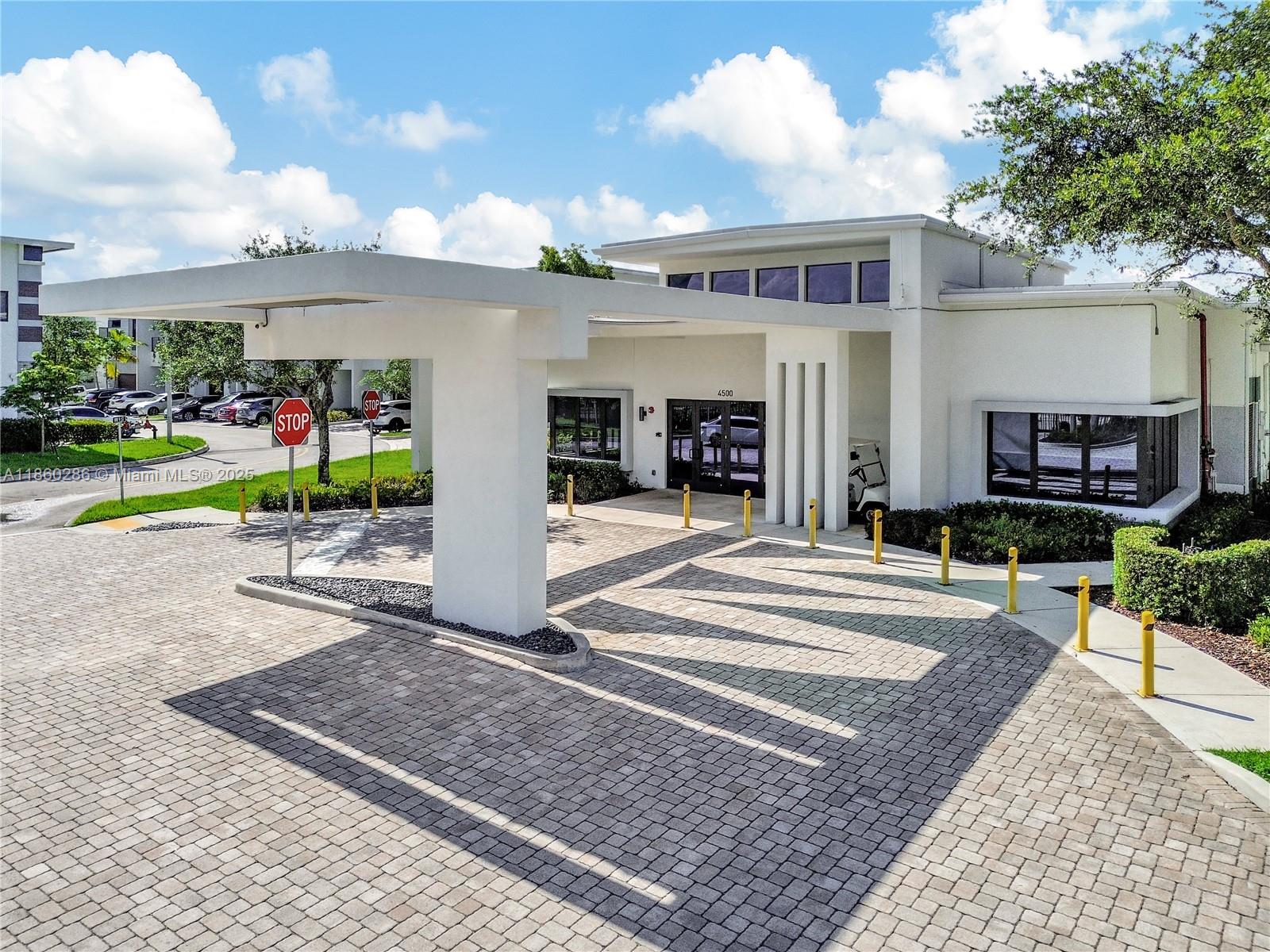 Plantation, Florida, 33317, United States, 3 Bedrooms Bedrooms, ,3 BathroomsBathrooms,Residential,For Sale,1919824