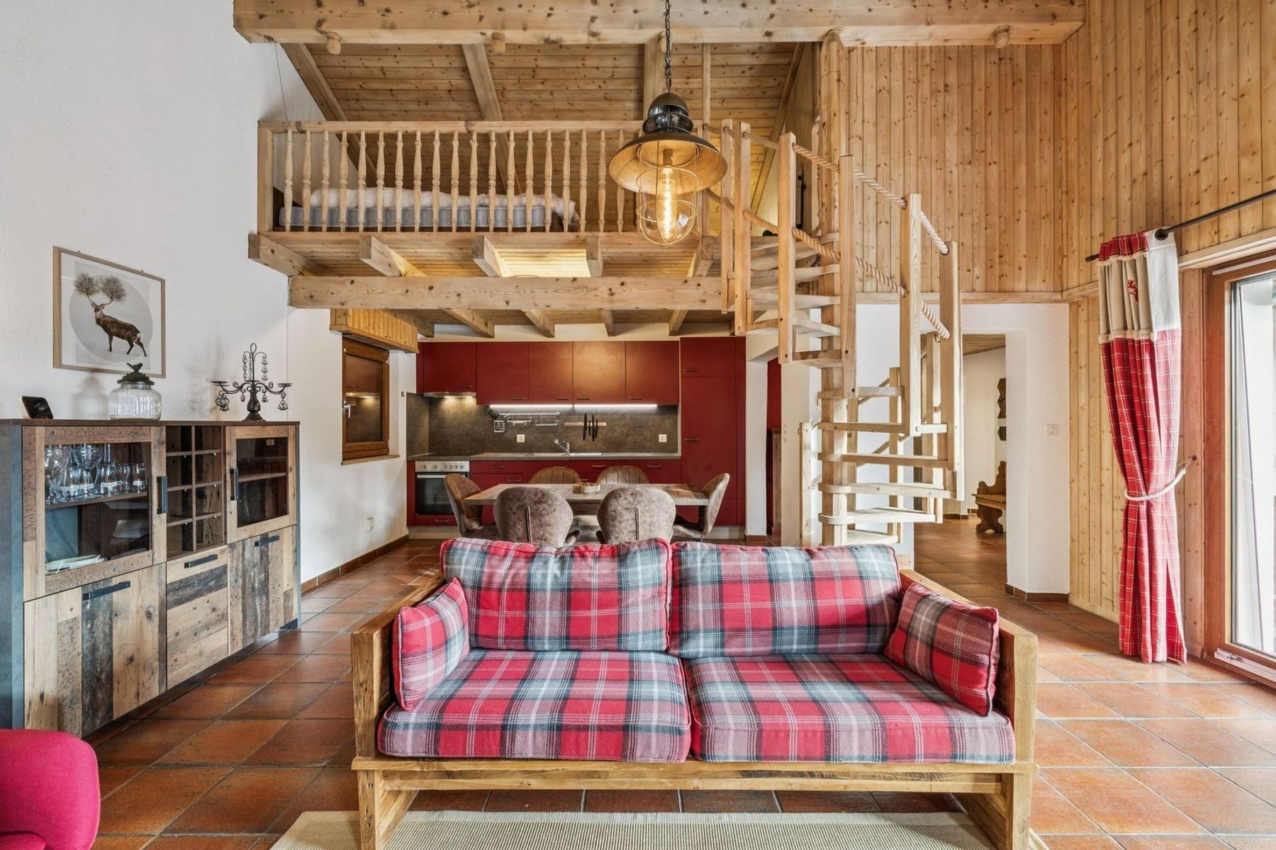  Chalet just a stone