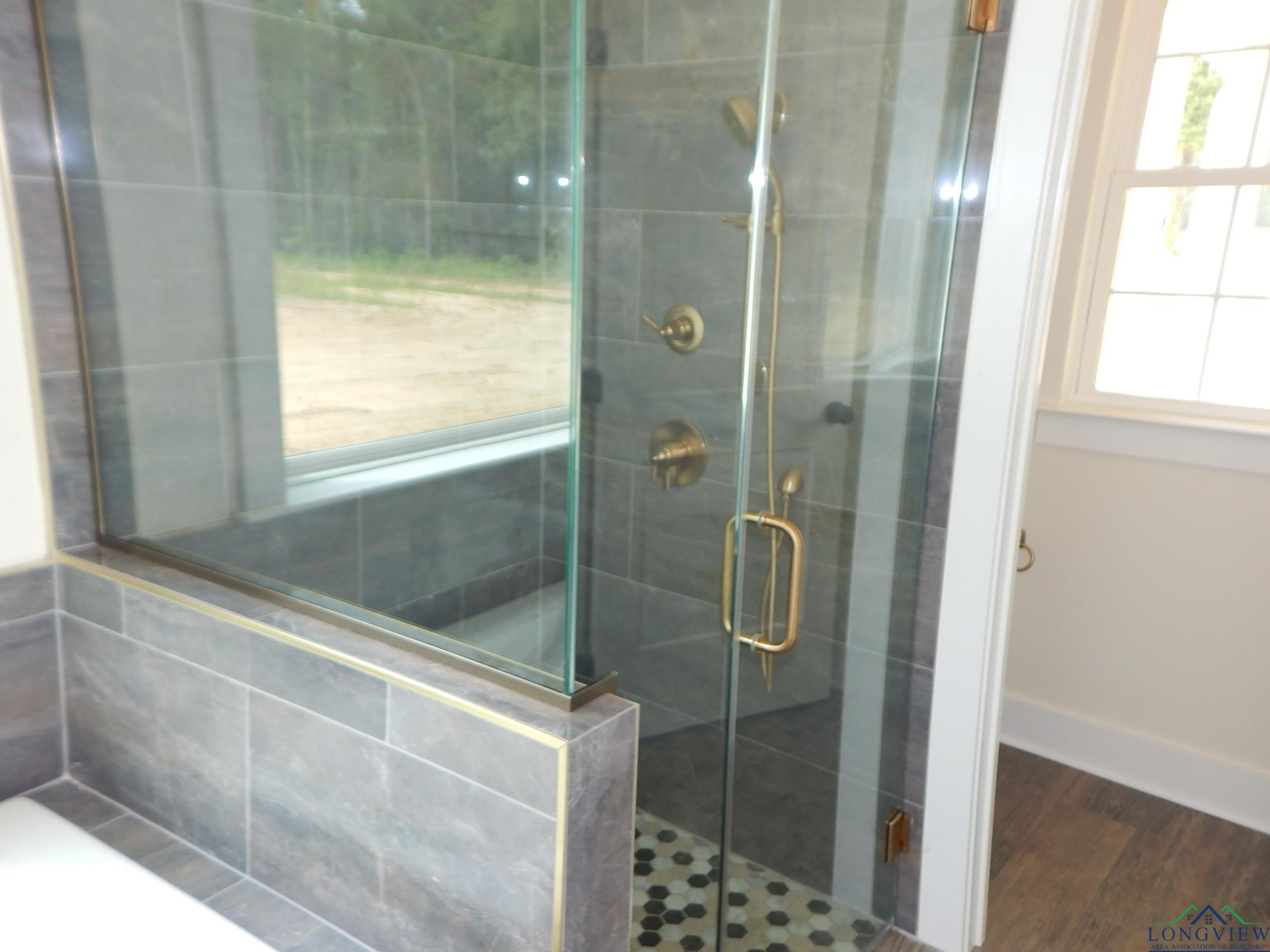 Gilmer, Texas, 75645, United States, 5 Bedrooms Bedrooms, ,3 BathroomsBathrooms,Residential,For Sale,1758754