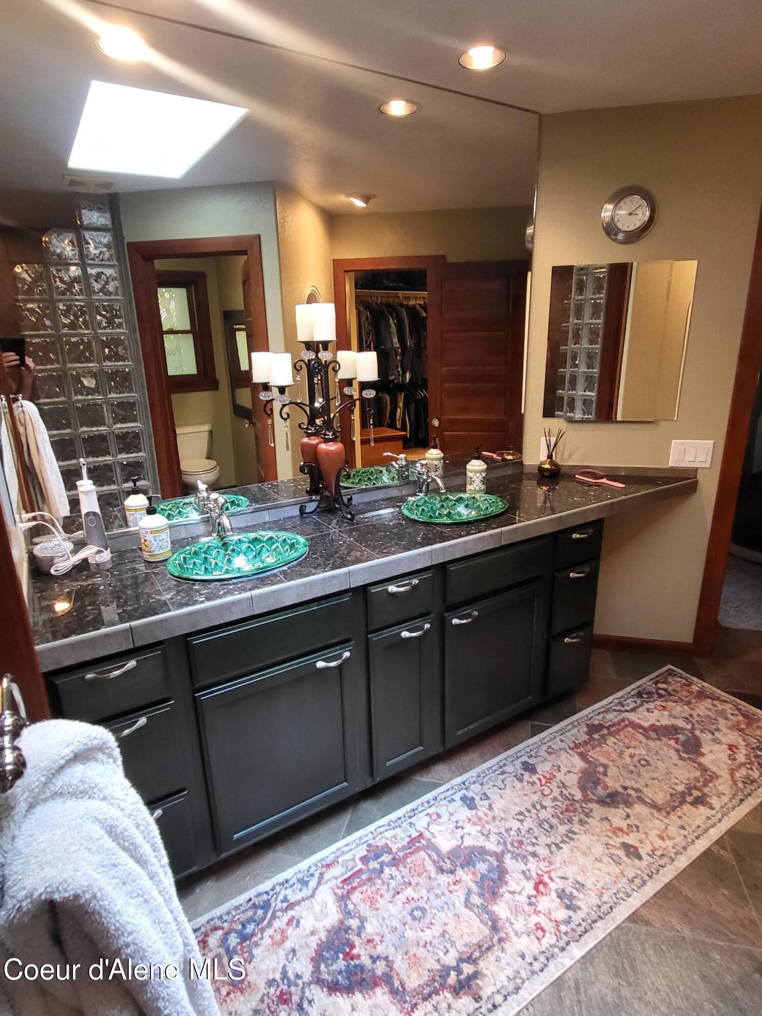 Coeur d'Alene, Idaho, 83814, United States, 4 Bedrooms Bedrooms, ,3 BathroomsBathrooms,Residential,For Sale,2012550