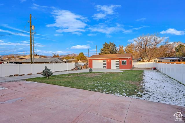 Murray, Utah, 84107, United States, 5 Bedrooms Bedrooms, ,3 BathroomsBathrooms,Residential,For Sale,1943012