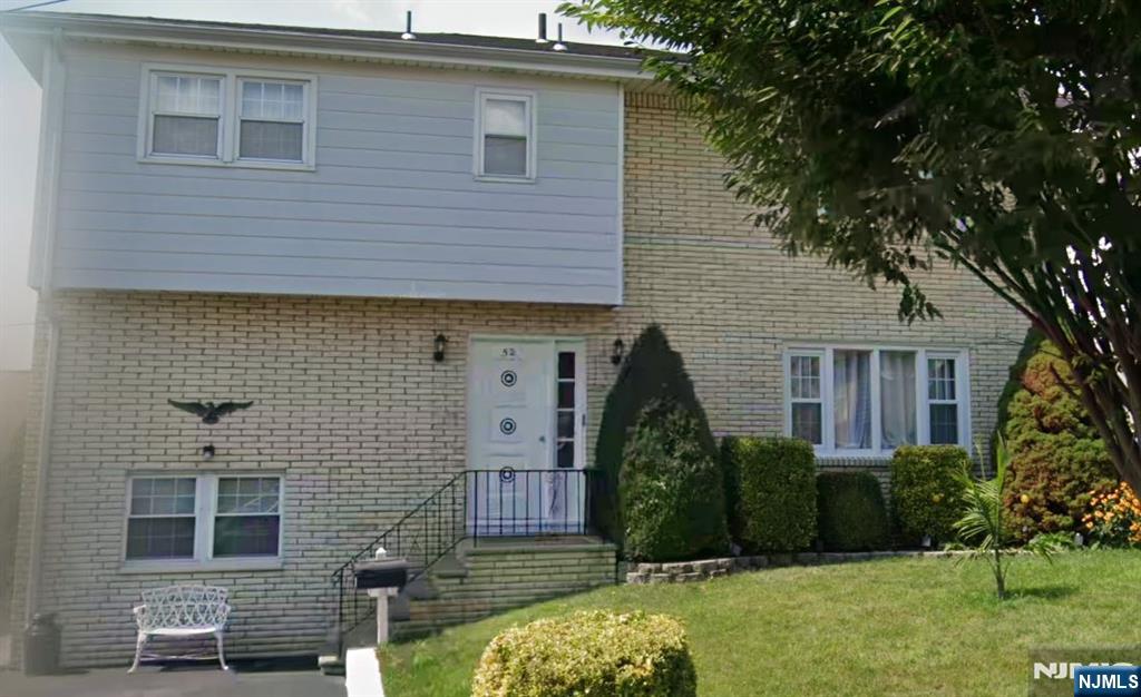 Secaucus, New Jersey, 07094, United States, 8 Bedrooms Bedrooms, ,5 BathroomsBathrooms,Residential,For Sale,1938103