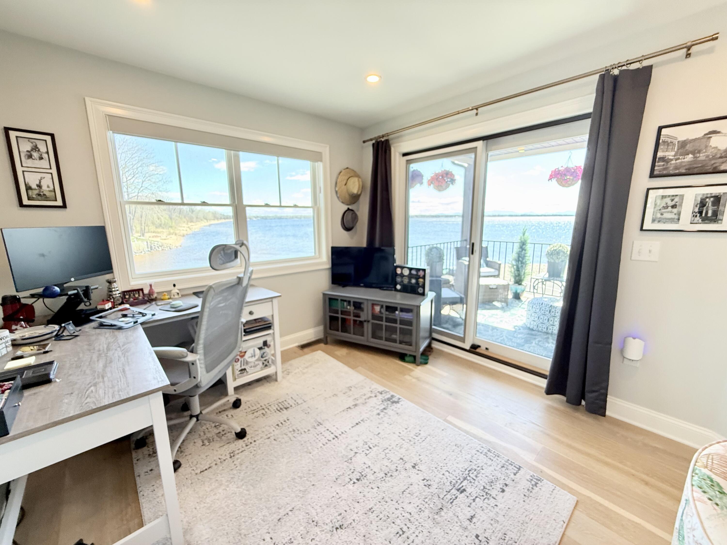 Plattsburgh, New York, 12901, United States, 2 Bedrooms Bedrooms, ,4 BathroomsBathrooms,Residential,For Sale,2048492