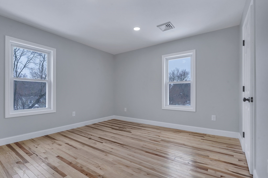 Dedham, Massachusetts, 02026, United States, 3 Bedrooms Bedrooms, ,2 BathroomsBathrooms,Residential,For Sale,2040275