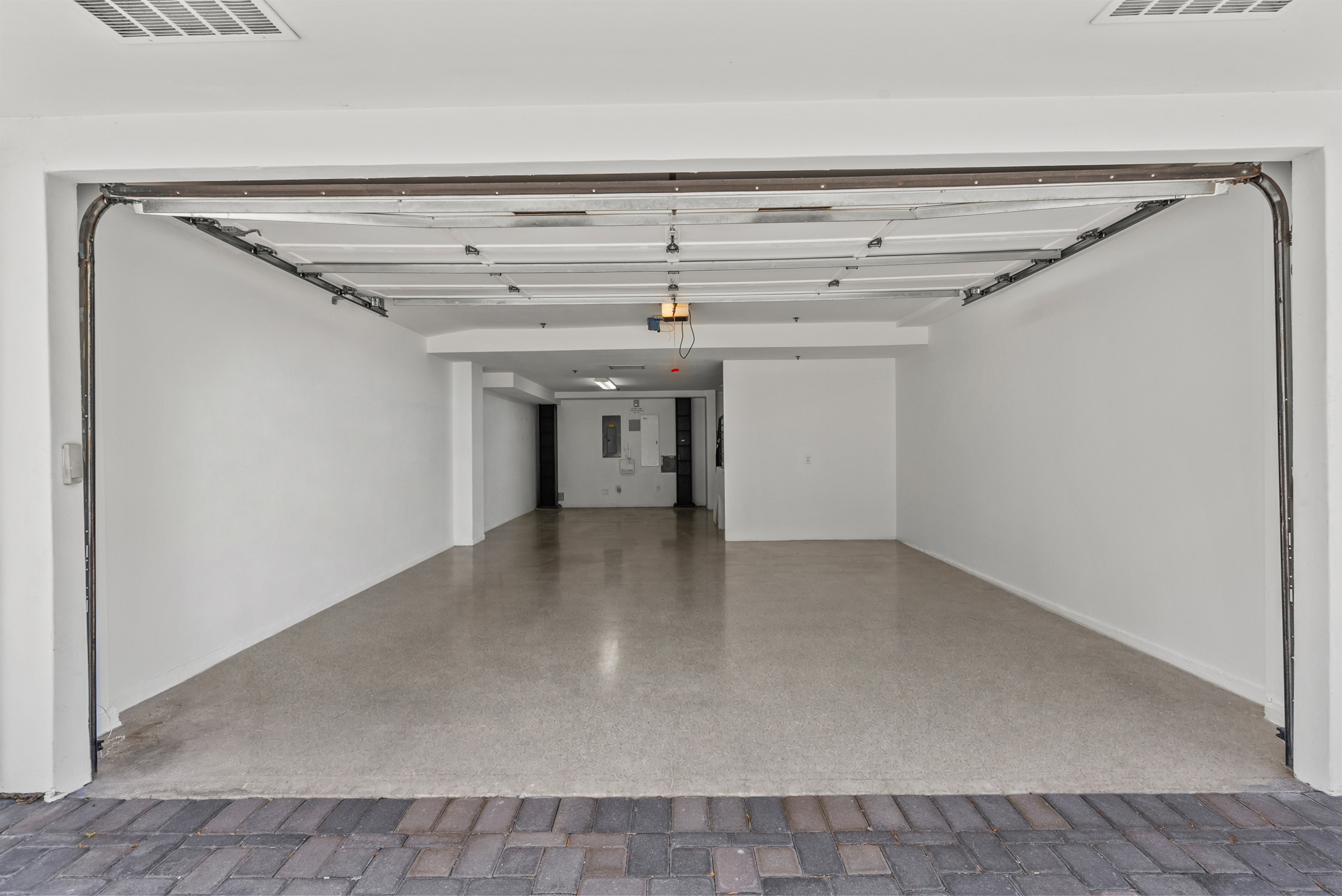  5400 Playa Vista Dr - 物件實景