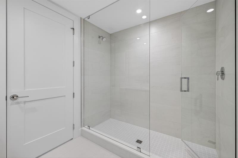 Fort Lauderdale, Florida, 33304, United States, 2 Bedrooms Bedrooms, ,4 BathroomsBathrooms,Residential,For Sale,2002084