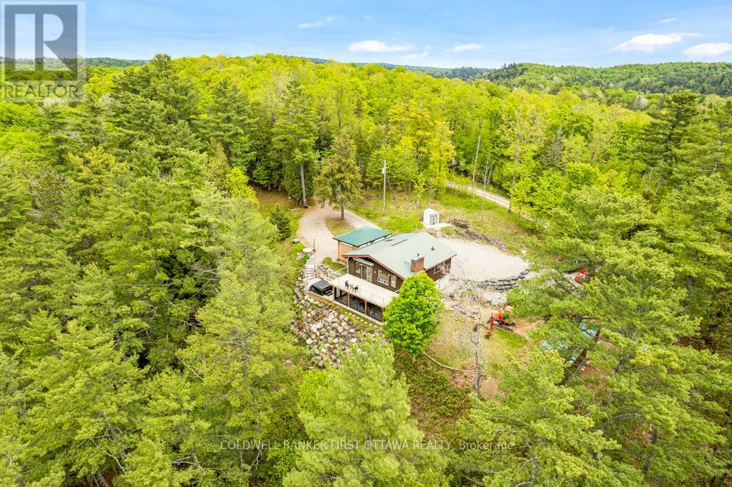 FRONTENAC (FRONTENAC NORTH), Ontario, K0H 2R0, CA, 3 Bedrooms Bedrooms, ,2 BathroomsBathrooms,Residential,For Sale,1866514