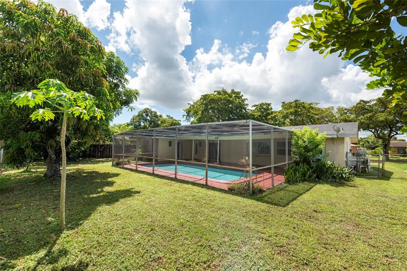 Plantation, Florida, 33313, United States, 4 Bedrooms Bedrooms, ,2 BathroomsBathrooms,Residential,For Sale,2000872