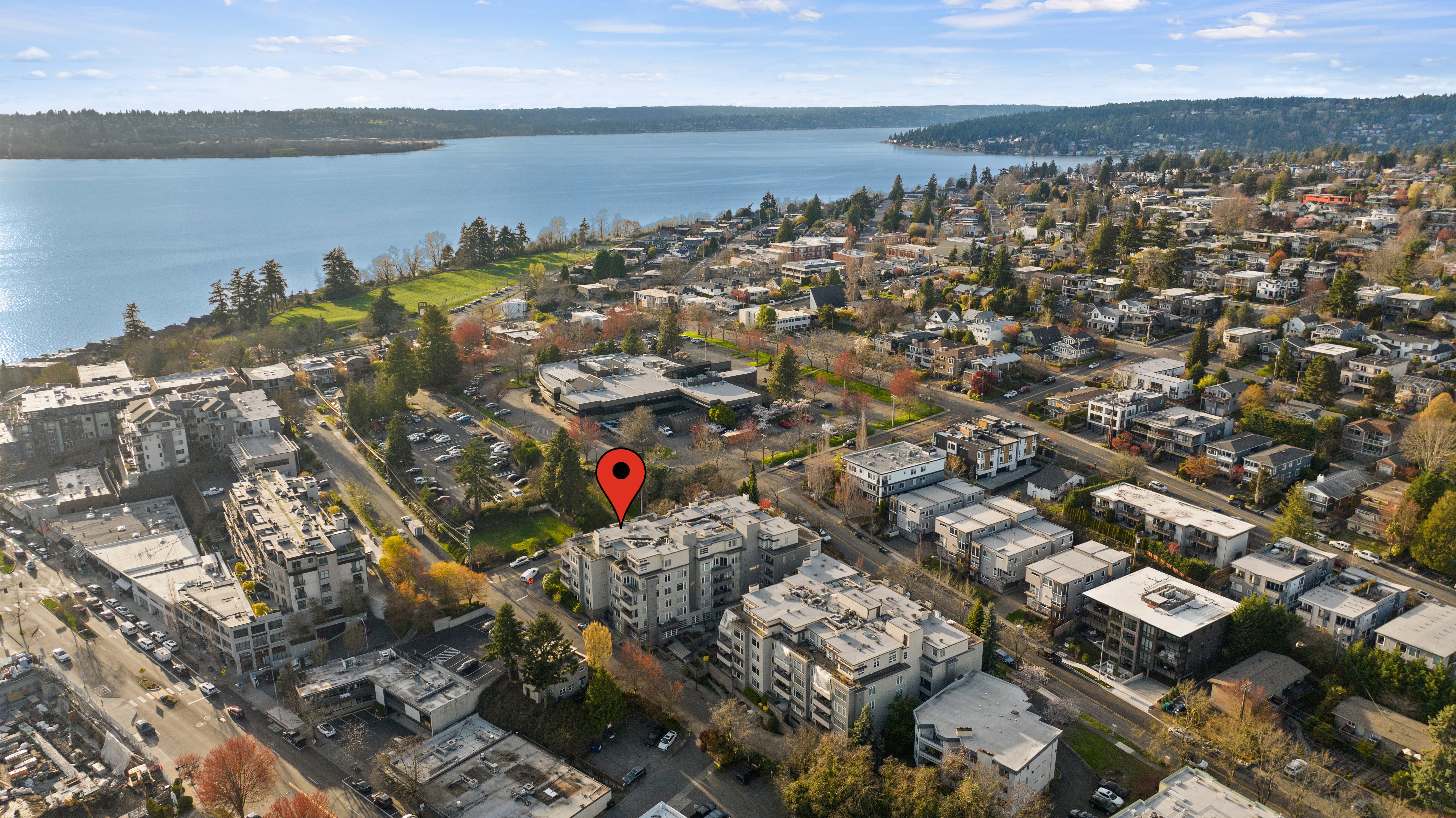  225 4th Avenue, Kirkland, WA 98033 - 物件實景