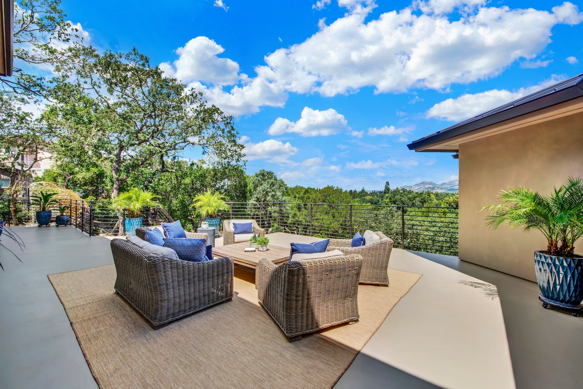  Gated Hagen Oaks Estates Residence - 物件實景