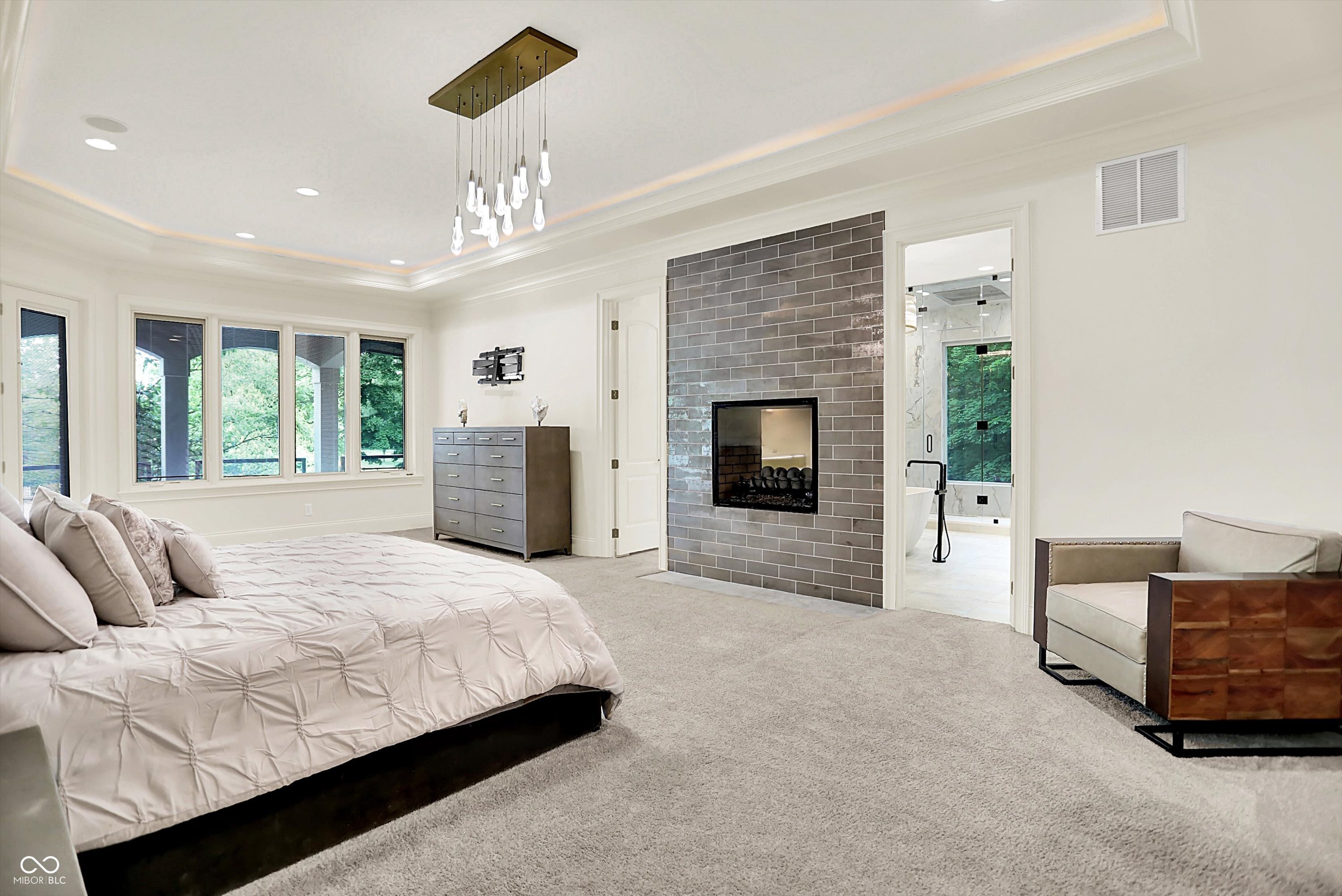 Noblesville, Indiana, 46062, United States, 6 Bedrooms Bedrooms, ,9 BathroomsBathrooms,Residential,For Sale,1979033