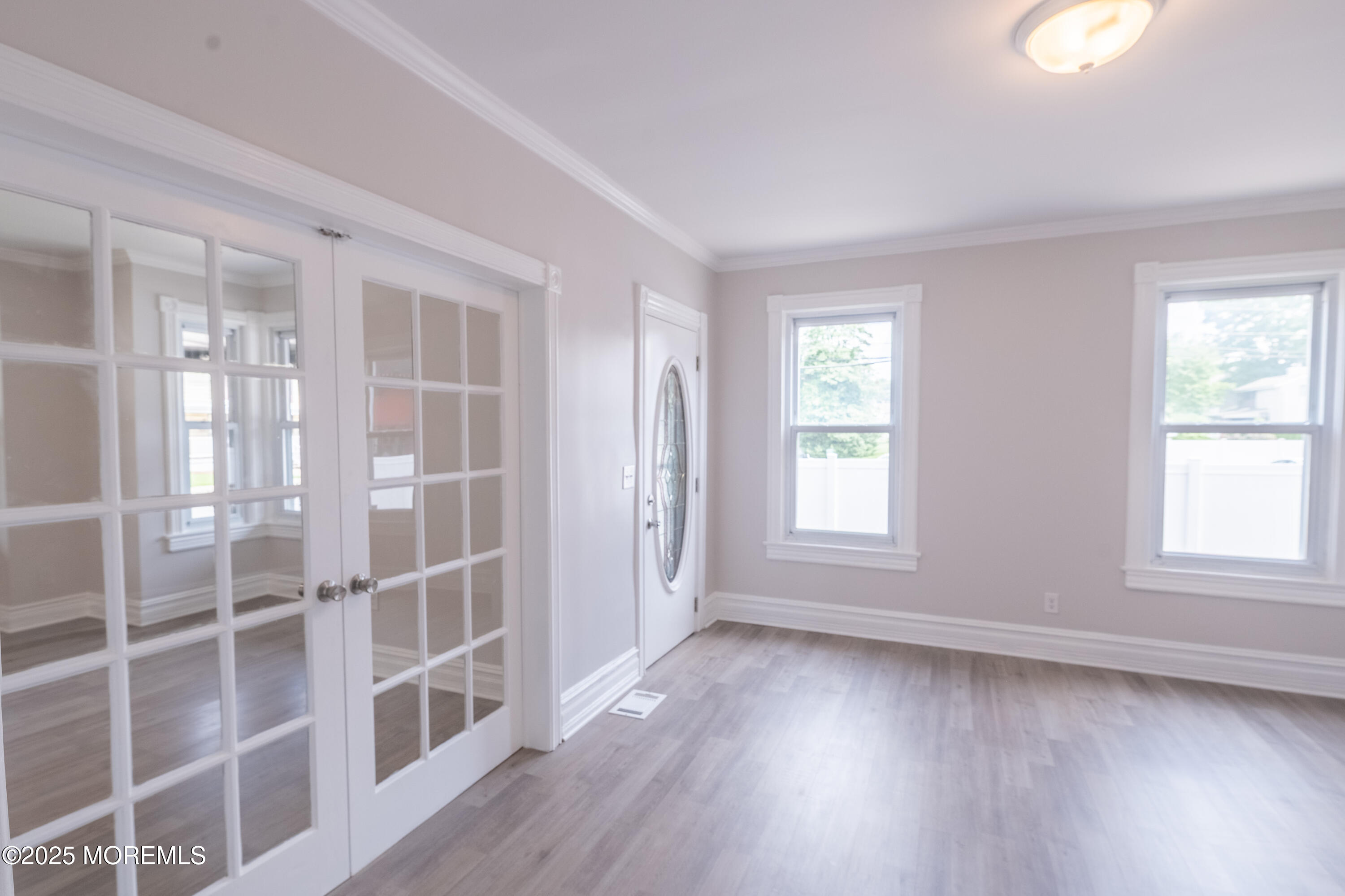 Englishtown, New Jersey, 07726, United States, 6 Bedrooms Bedrooms, ,4 BathroomsBathrooms,Residential,For Sale,1908199