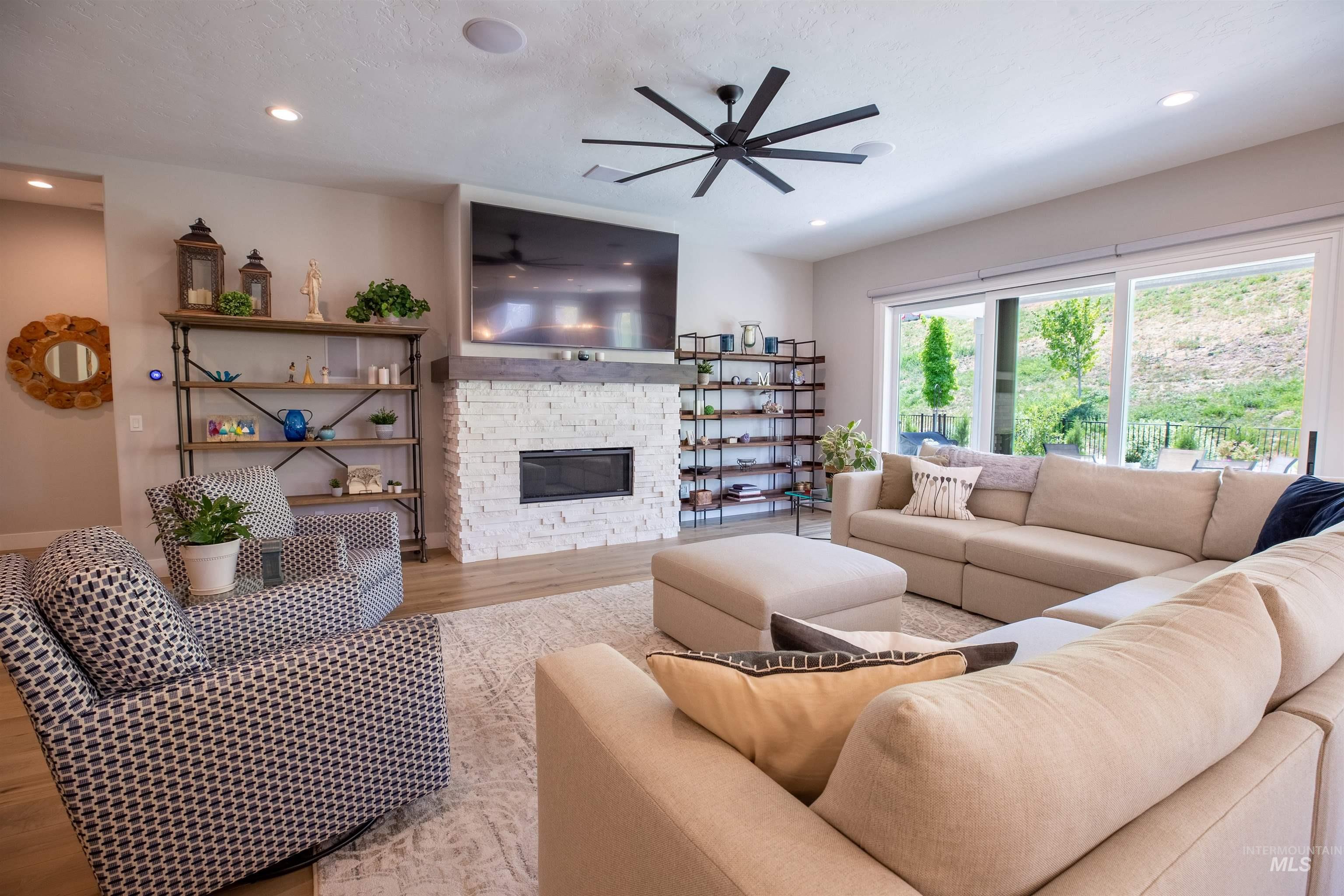 Meridian, Idaho, 83642, United States, 3 Bedrooms Bedrooms, ,3 BathroomsBathrooms,Residential,For Sale,1901356