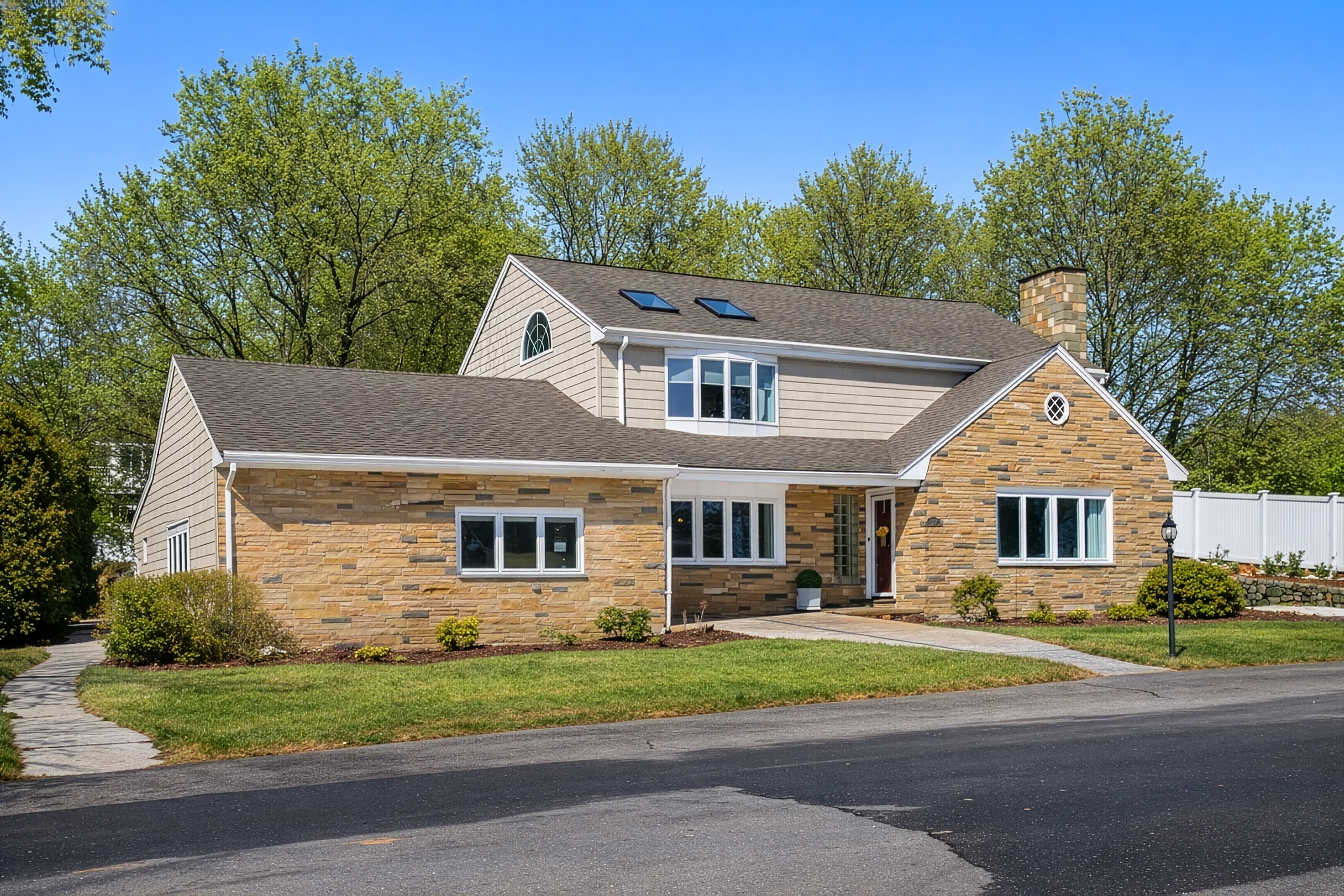  384 Brighton Street, Belmont, MA 02478 - 物件實景