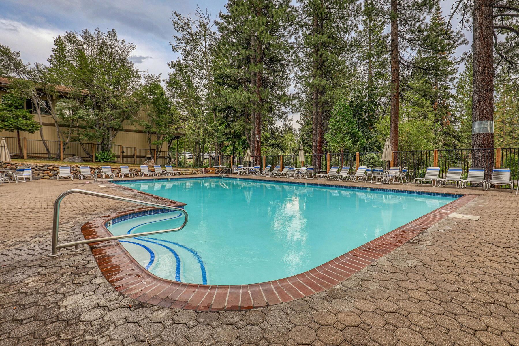 Kings Beach, California, 96161, United States, 1 Bedroom Bedrooms, ,1 BathroomBathrooms,Residential,For Sale,1865175