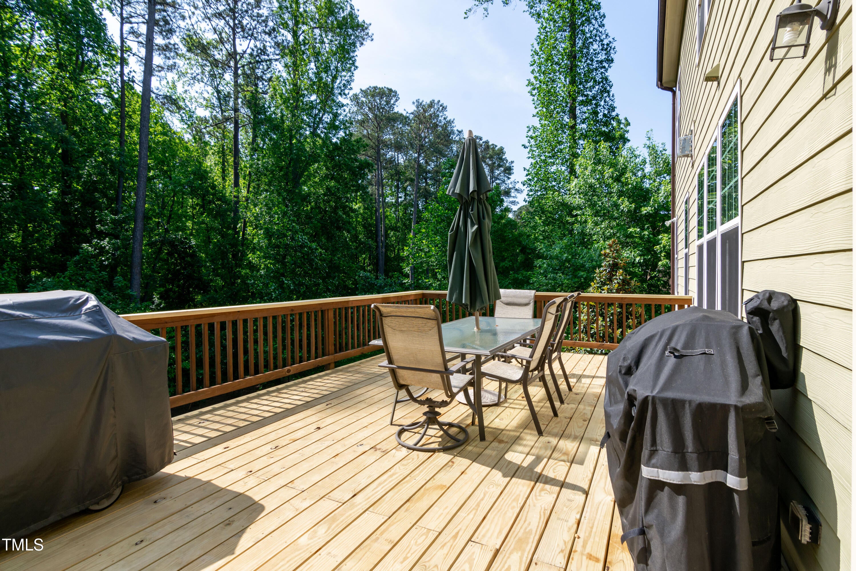 Raleigh, North Carolina, 27606, United States, 4 Bedrooms Bedrooms, ,4 BathroomsBathrooms,Residential,For Sale,1794802