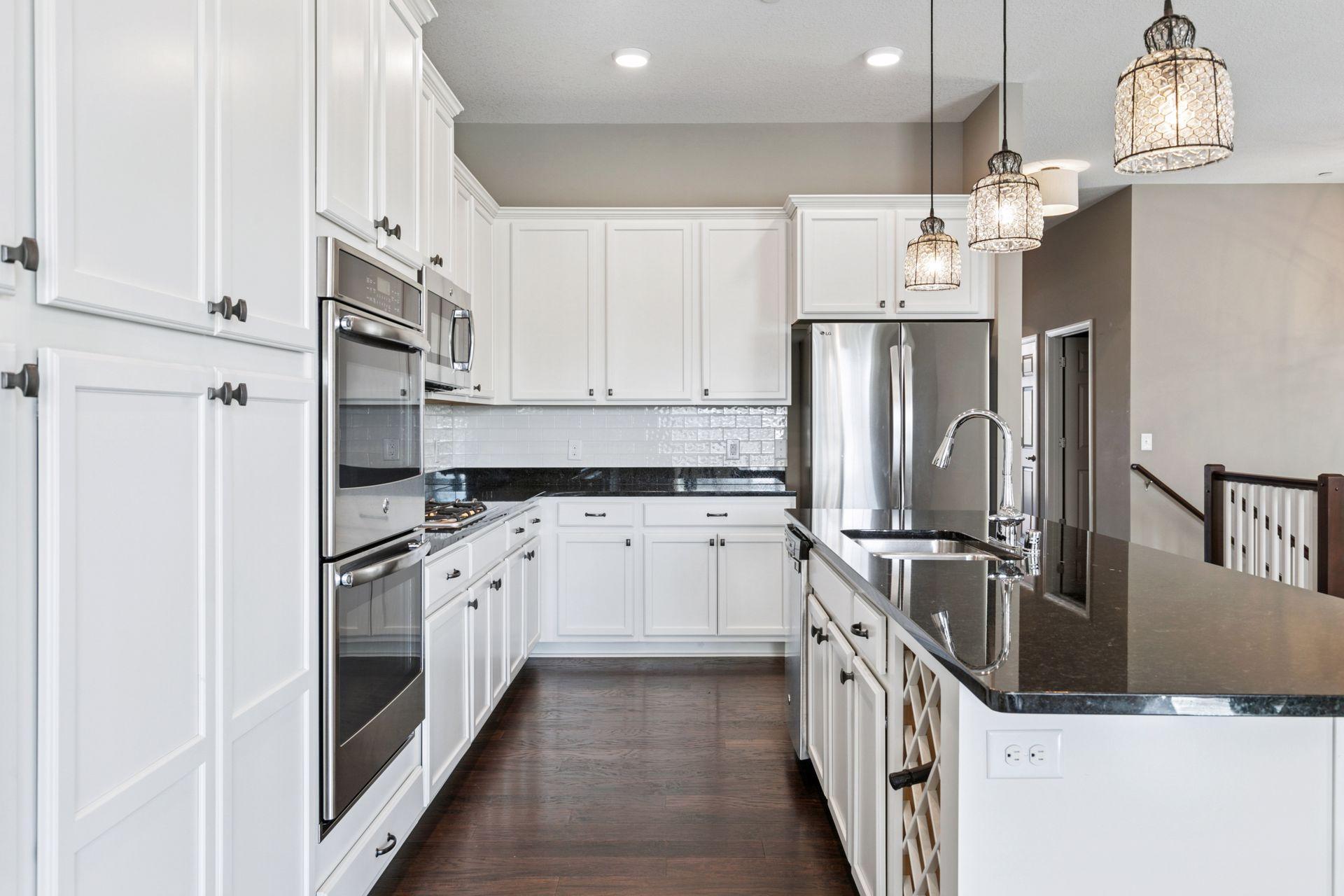 Lakeville, Minnesota, 55044, United States, 3 Bedrooms Bedrooms, ,2 BathroomsBathrooms,Residential,For Sale,1971412