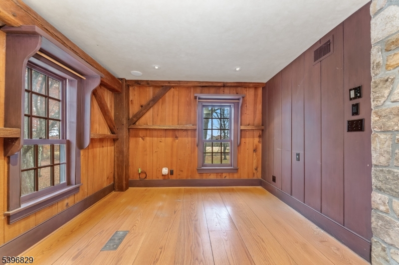 Union Twp., New Jersey, 08827, United States, 6 Bedrooms Bedrooms, ,6 BathroomsBathrooms,Residential,For Sale,1991066