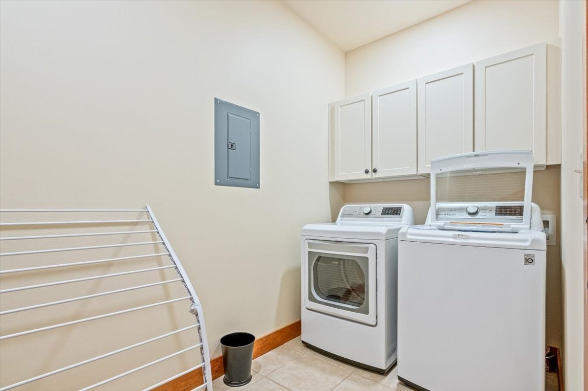Clancy, Montana, 59634, United States, 6 Bedrooms Bedrooms, ,5 BathroomsBathrooms,Residential,For Sale,1873825