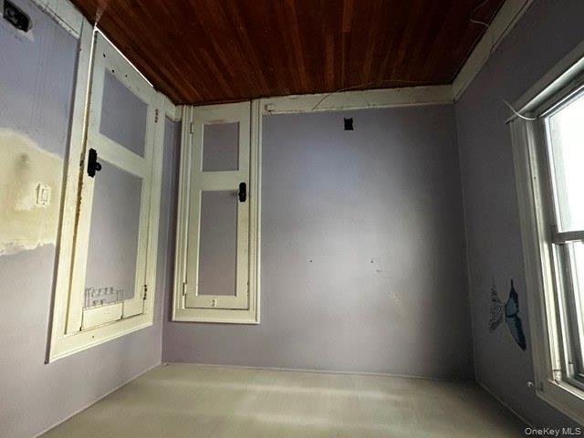 Jamaica, New York, 11435, United States, 3 Bedrooms Bedrooms, ,2 BathroomsBathrooms,Residential,For Sale,1913116