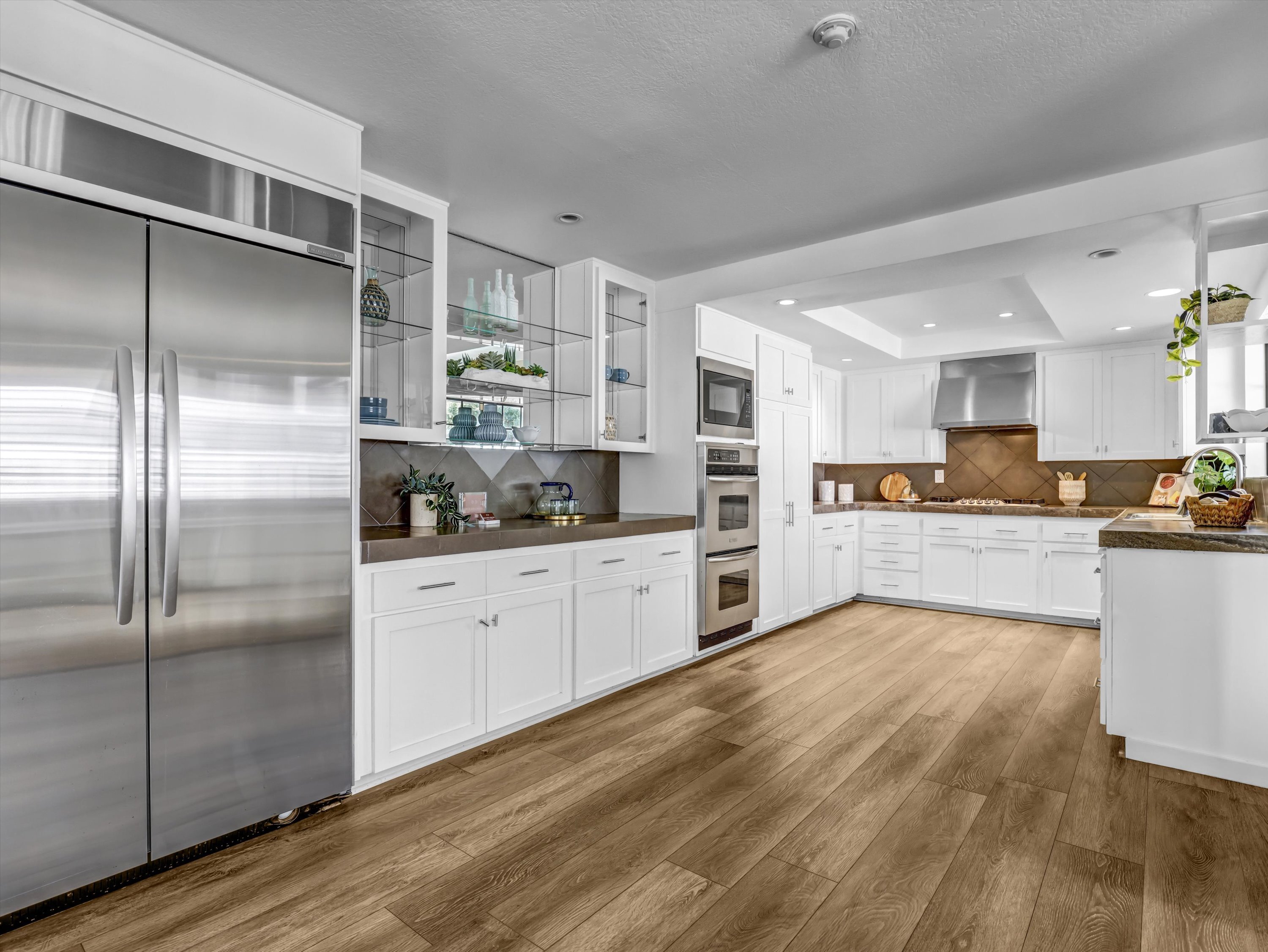  324 N Catalina Ave - 物件實景