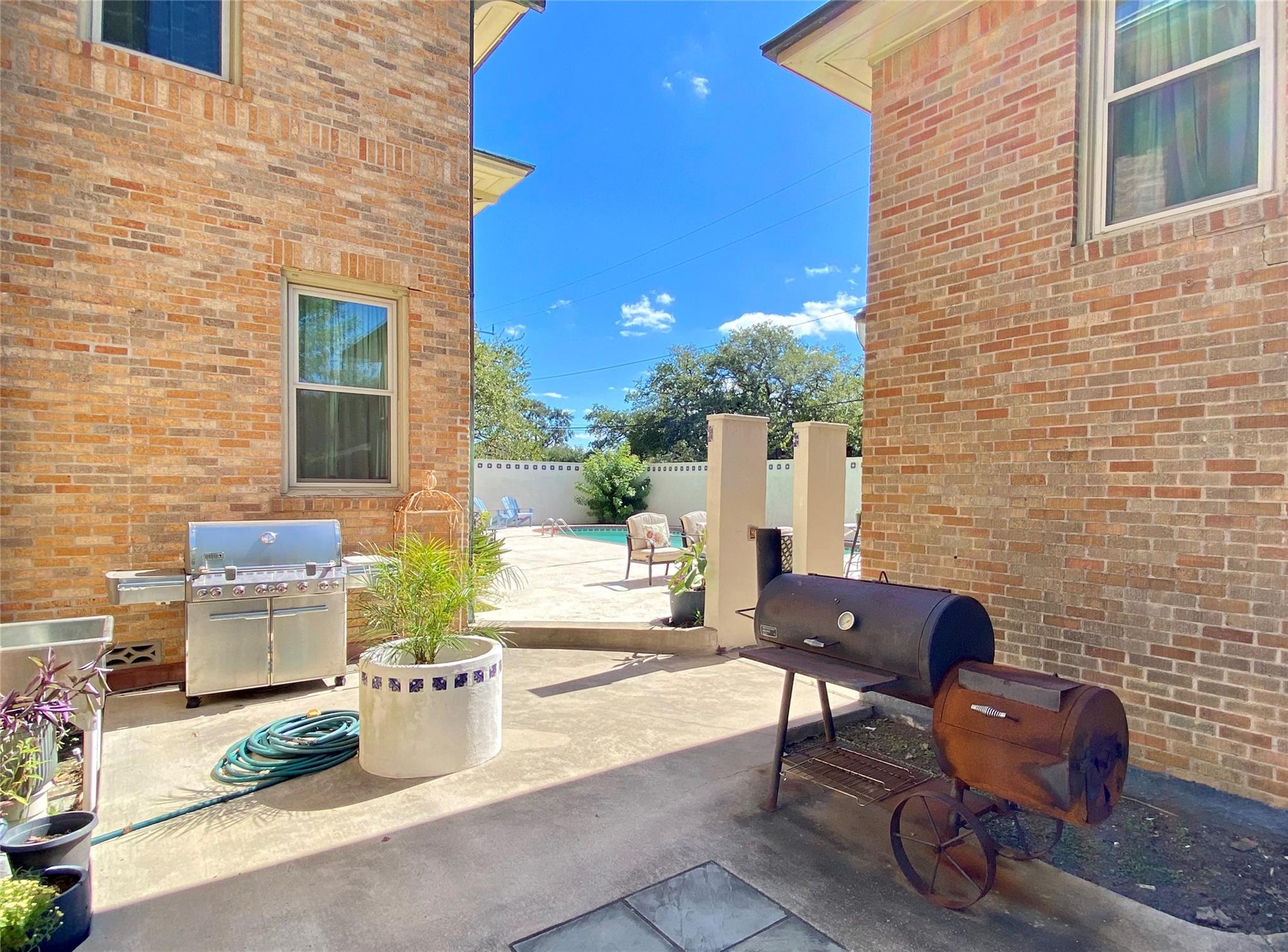 Galveston, Texas, 77551, United States, 3 Bedrooms Bedrooms, ,3 BathroomsBathrooms,Residential,For Sale,1805547