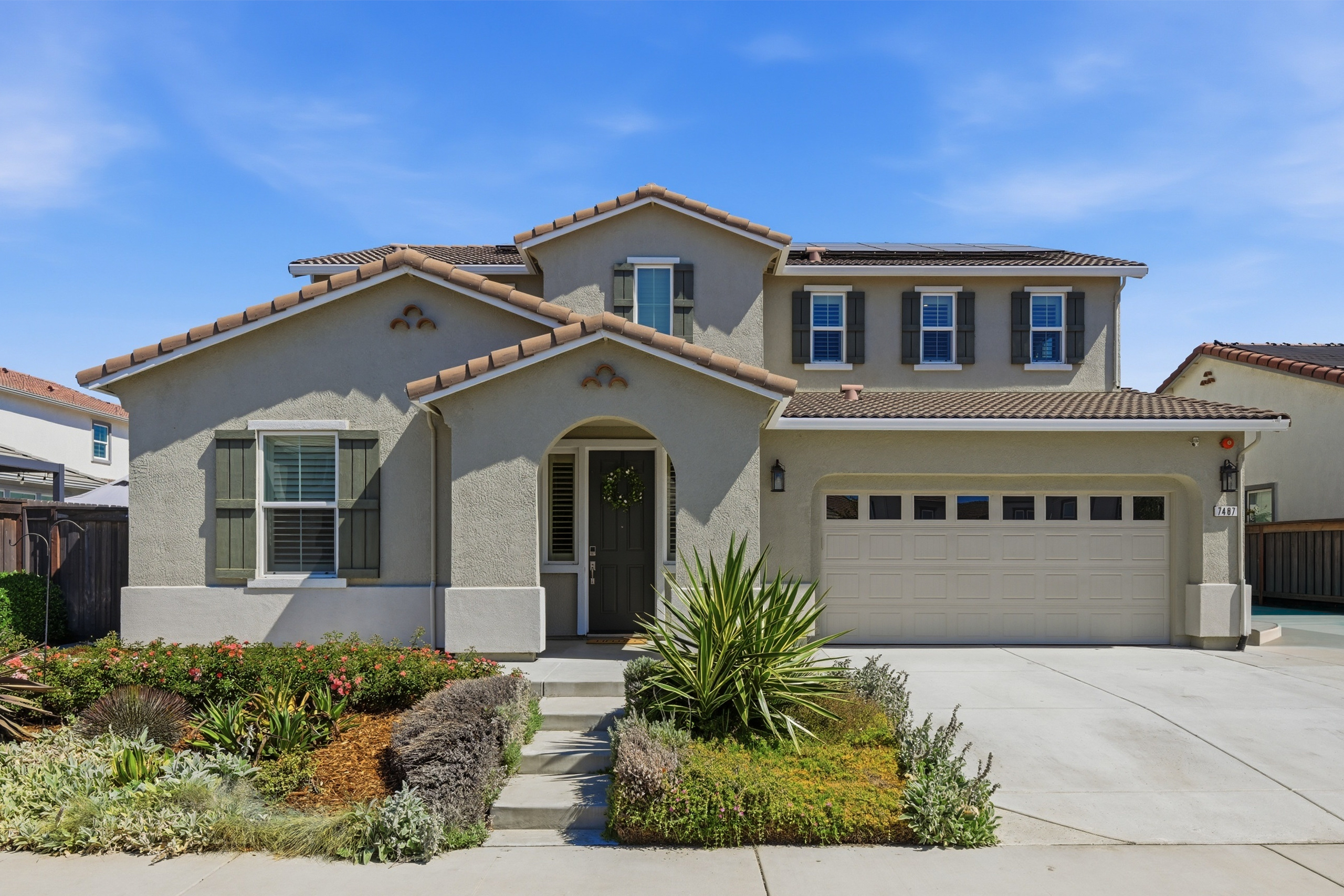  7487 Darque Way, Elk Grove, CA 95757 - 物件實景