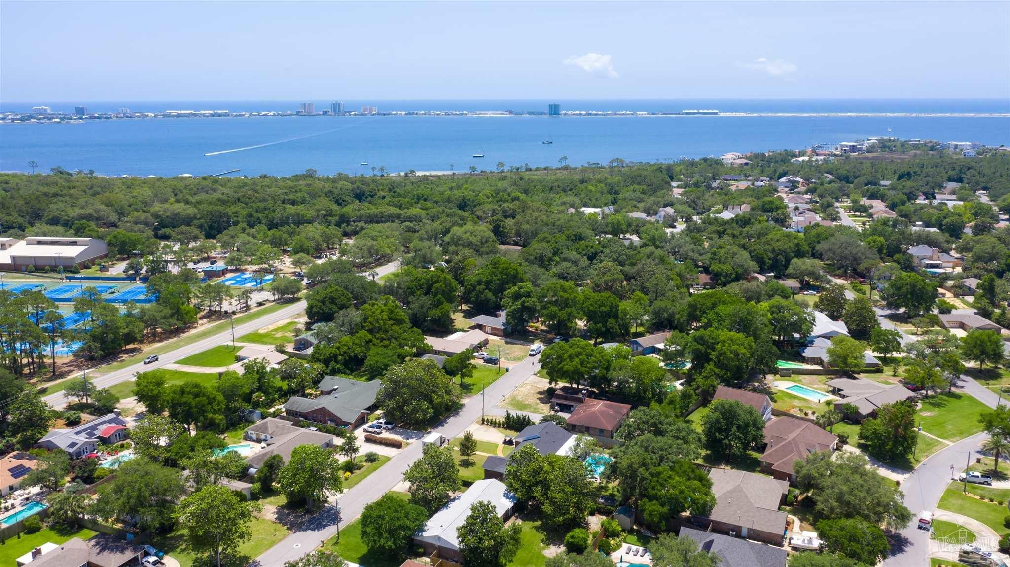 Gulf Breeze, Florida, 32561, United States, 3 Bedrooms Bedrooms, ,3 BathroomsBathrooms,Residential,For Sale,1842112